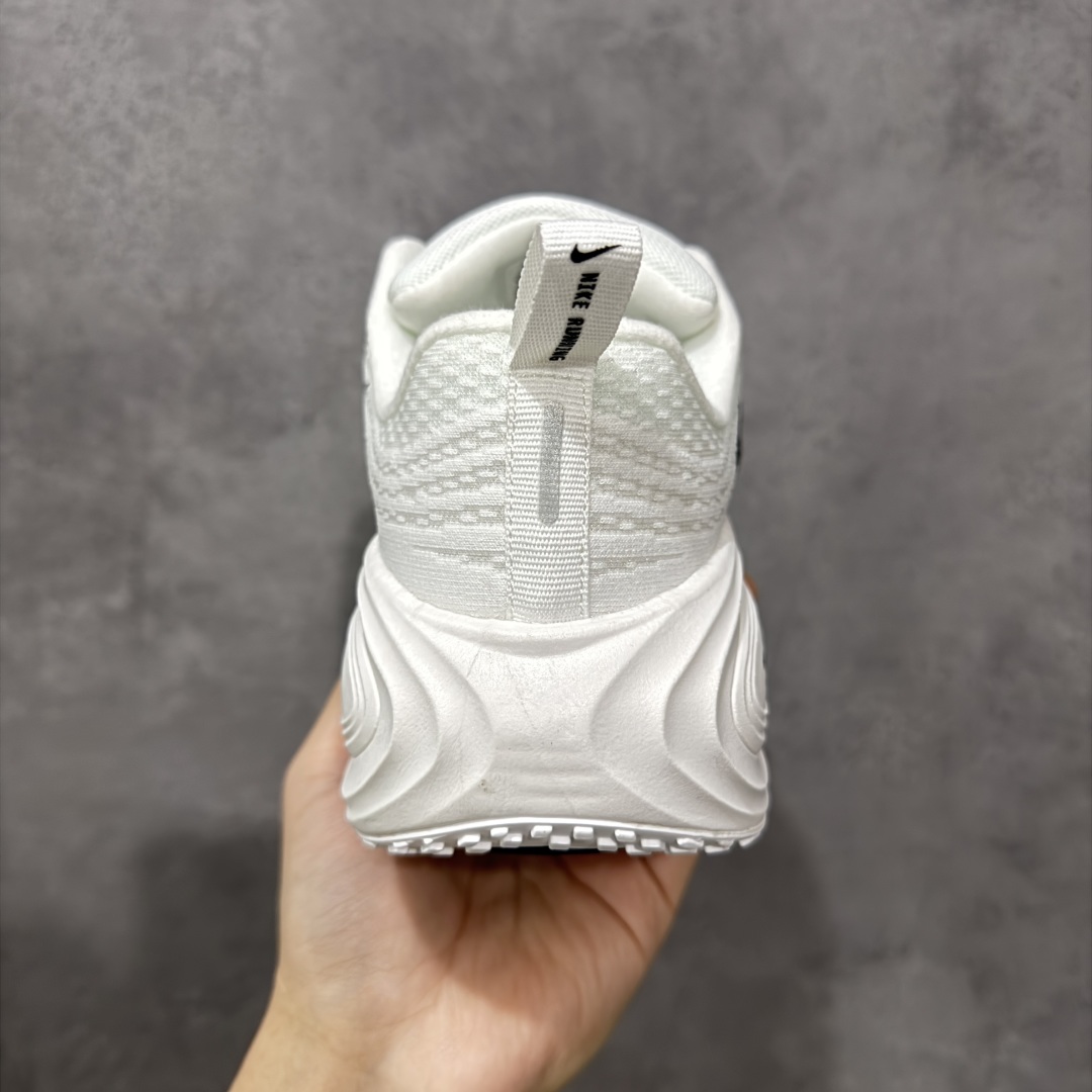 图片[4]-【公司跑量版】Nike VOMERO PLUS 舒适减震防滑 低帮跑步鞋 全掌ReactX泡绵中底 前掌和后跟还配备了Air Zoom气垫单元 据说跑起来更快更舒适哦 这次最大的升级点 首次引入了ReactX泡绵 货号： IH2268-100 尺码： 36 36.5 37.5 38 38.5 39 40 40.5 41 42 42.5 43 44 45-选品中心