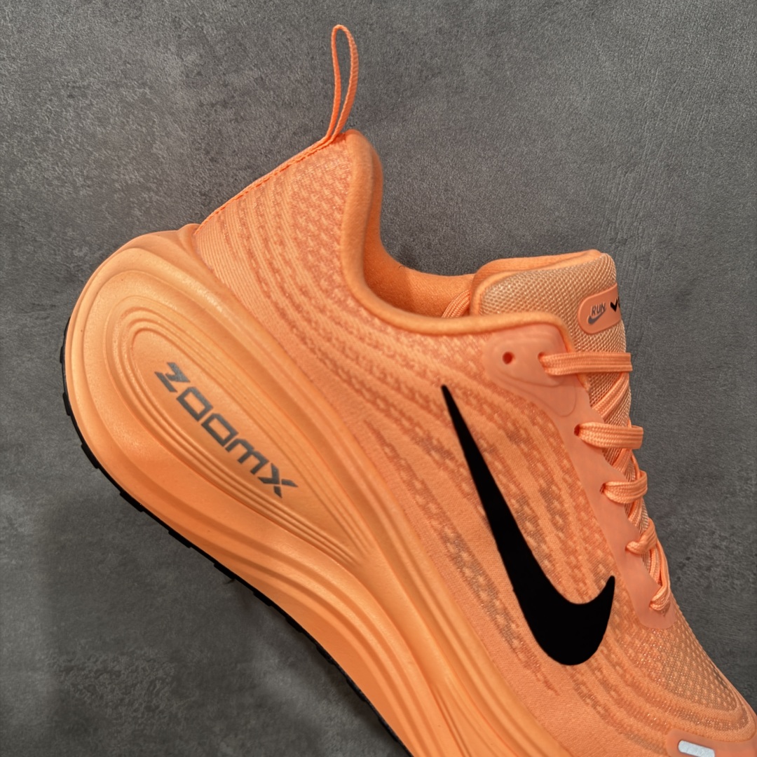 图片[7]-【公司跑量版】Nike VOMERO PLUS 舒适减震防滑 低帮跑步鞋 全掌ReactX泡绵中底 前掌和后跟还配备了Air Zoom气垫单元 据说跑起来更快更舒适哦 这次最大的升级点 首次引入了ReactX泡绵 货号： HV8150-801 尺码： 39 40 40.5 41 42 42.5 43 44 45-选品中心