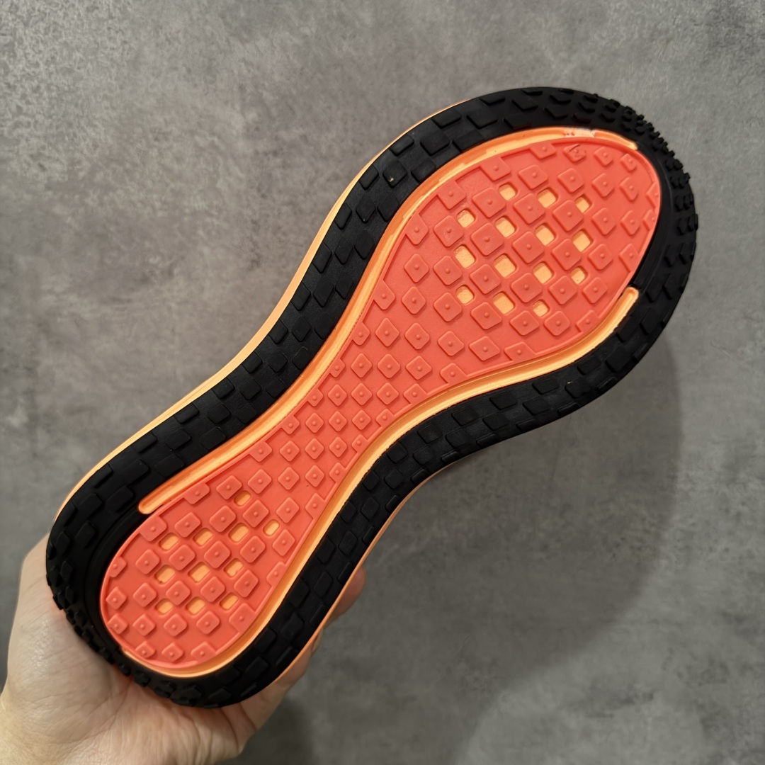 图片[9]-【公司跑量版】Nike VOMERO PLUS 舒适减震防滑 低帮跑步鞋 全掌ReactX泡绵中底 前掌和后跟还配备了Air Zoom气垫单元 据说跑起来更快更舒适哦 这次最大的升级点 首次引入了ReactX泡绵 货号： HV8150-801 尺码： 39 40 40.5 41 42 42.5 43 44 45-选品中心