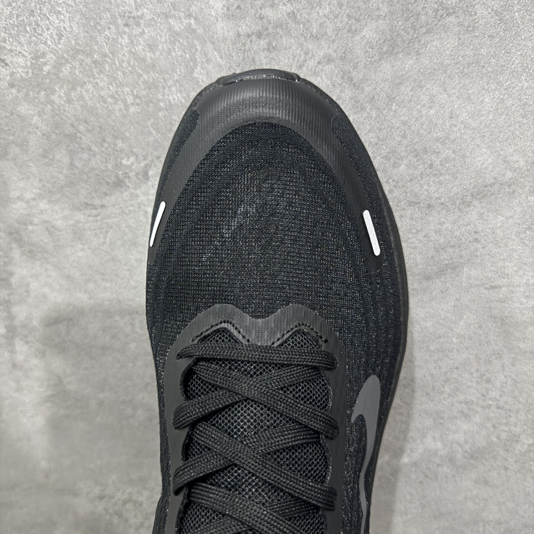 图片[5]-【公司跑量版】Nike VOMERO PLUS 舒适减震防滑 低帮跑步鞋 全掌ReactX泡绵中底 前掌和后跟还配备了Air Zoom气垫单元 据说跑起来更快更舒适哦 这次最大的升级点 首次引入了ReactX泡绵 货号： HV8150-003 尺码： 39 40 40.5 41 42 42.5 43 44 45-选品中心