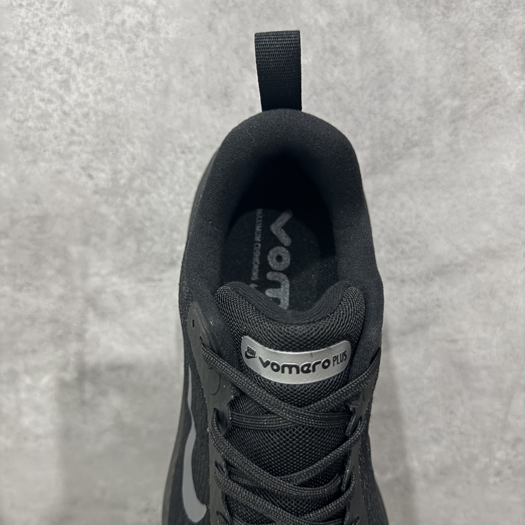 图片[8]-【公司跑量版】Nike VOMERO PLUS 舒适减震防滑 低帮跑步鞋 全掌ReactX泡绵中底 前掌和后跟还配备了Air Zoom气垫单元 据说跑起来更快更舒适哦 这次最大的升级点 首次引入了ReactX泡绵 货号： HV8150-003 尺码： 39 40 40.5 41 42 42.5 43 44 45-选品中心