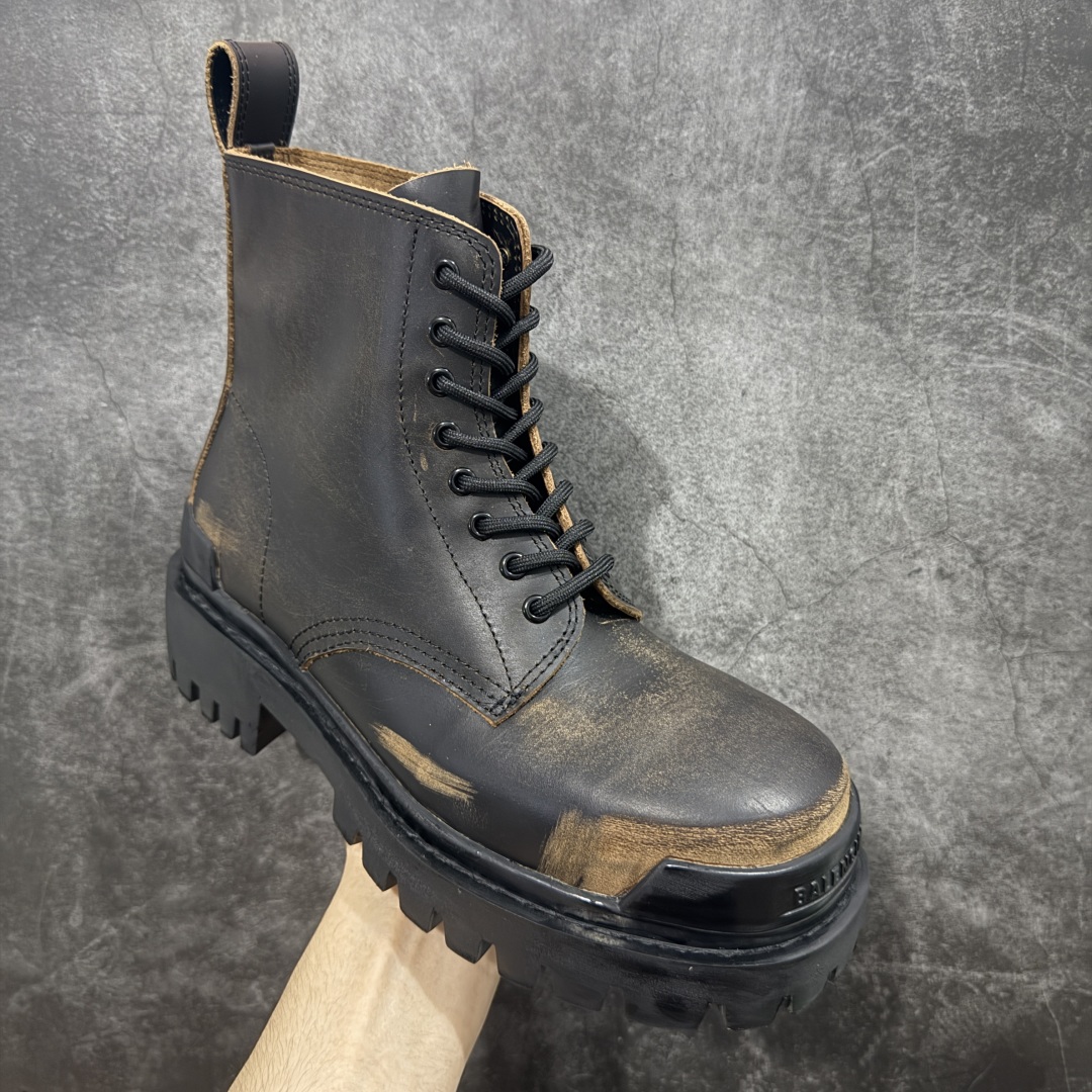 图片[3]-【莞产G版】法国高端奢侈品牌-巴黎世家BALENCIAGA Men\’s Leather boots 大头米奇风真皮德比休闲厚底皮鞋 擦色做旧马丁靴 广东原产 全套代购包装及配件 采用进口牛皮革鞋面材质 内嵌小牛真皮贴附加厚PU缓震乳胶鞋垫 跟高7cm#原比值开发胎纹面粗齿橡胶大底❗️ 尺码：39-45(比运动鞋偏大一码!!)-选品中心