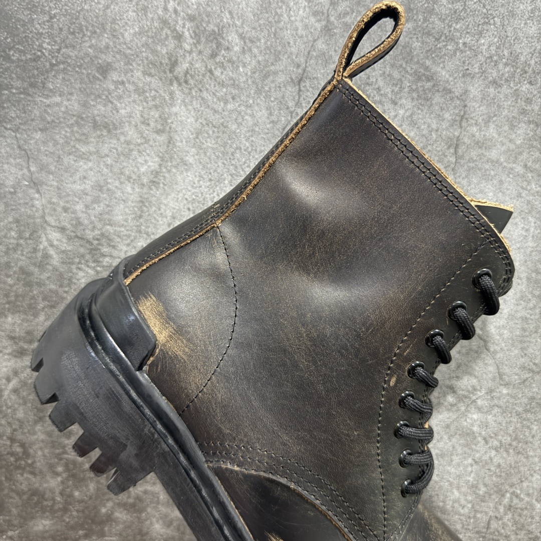 图片[7]-【莞产G版】法国高端奢侈品牌-巴黎世家BALENCIAGA Men\’s Leather boots 大头米奇风真皮德比休闲厚底皮鞋 擦色做旧马丁靴 广东原产 全套代购包装及配件 采用进口牛皮革鞋面材质 内嵌小牛真皮贴附加厚PU缓震乳胶鞋垫 跟高7cm#原比值开发胎纹面粗齿橡胶大底❗️ 尺码：39-45(比运动鞋偏大一码!!)-选品中心