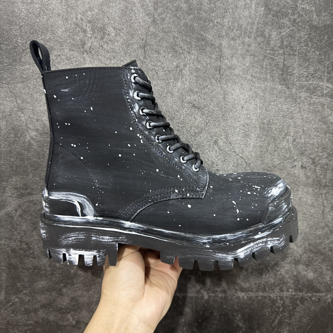 【莞产G版】法国高端奢侈品牌-巴黎世家BALENCIAGA Men\'s Leather boots 大头米奇风真皮德比休闲厚底皮鞋 泼墨做旧马丁靴 广东原产 全套代购包装及配件 采用进口牛皮革鞋面材质 内嵌小牛真皮贴附加厚PU缓震乳胶鞋垫 跟高7cm 原比值开发胎纹面粗齿橡胶大底❗️ 尺码:39-45(比运动鞋偏大一码!!)-选品中心