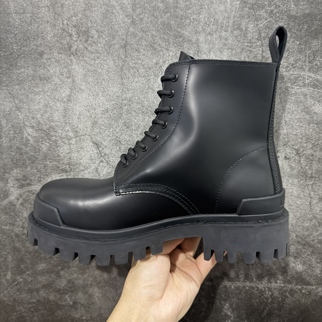 图片[2]-【莞产G版】法国高端奢侈品牌-巴黎世家BALENCIAGA Men\’s Leather boots 大头米奇风真皮德比休闲厚底皮鞋 油亮牛皮马丁靴 广东原产 全套代购包装及配件 采用进口牛皮革鞋面材质 内嵌小牛真皮贴附加厚PU缓震乳胶鞋垫 跟高7cm 原比值开发胎纹面粗齿橡胶大底❗️ 尺码：39-45(比运动鞋偏大一码!!)-选品中心