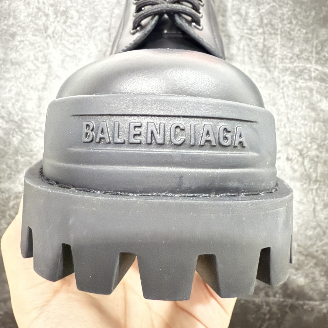 图片[5]-【莞产G版】法国高端奢侈品牌-巴黎世家BALENCIAGA Men\’s Leather boots 大头米奇风真皮德比休闲厚底皮鞋 油亮牛皮马丁靴 广东原产 全套代购包装及配件 采用进口牛皮革鞋面材质 内嵌小牛真皮贴附加厚PU缓震乳胶鞋垫 跟高7cm 原比值开发胎纹面粗齿橡胶大底❗️ 尺码：39-45(比运动鞋偏大一码!!)-选品中心