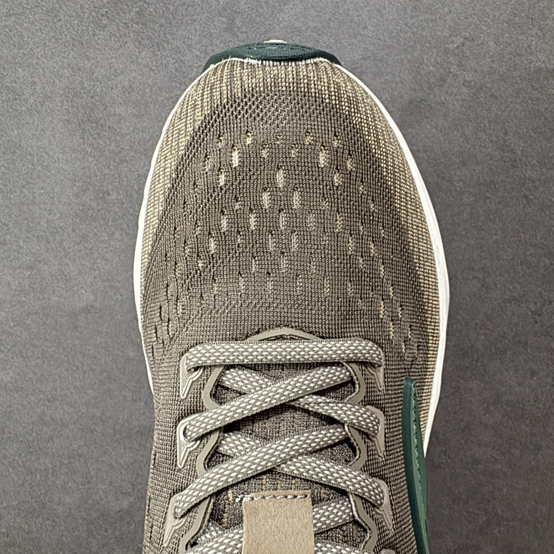 图片[8]-【纯原版】Brooks 布鲁克斯 Glycerin Max超级甘油 超弹轻盈跑步鞋 低帮透气缓震支撑休闲运动慢跑鞋 采用改进工程空气网眼组合热熔工艺 鞋面材质搭载DNA LOFT V2密度泡棉缓震系统 中底外置防滑耐磨橡胶底片 尺码：36-46半-选品中心