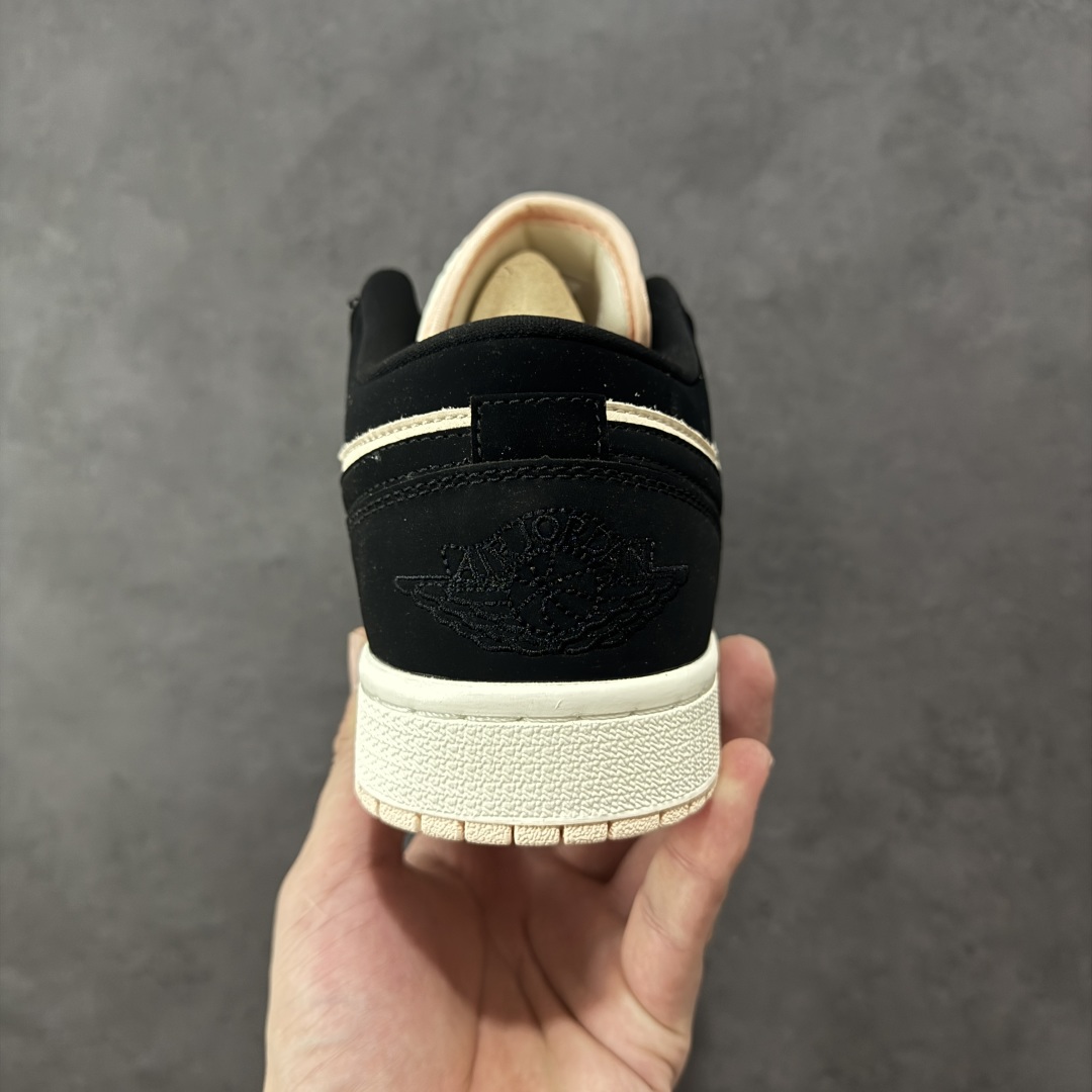 图片[4]-【头层S版】Air Jordan AJ1 Low 低帮系列 全新流水线出品 全配色原鞋对照 原楦原纸板开发 客订头层皮料 全鞋电脑针车 私模大底正确咬花克重内置气垫 原盒内外原标 完美零毛边处理 多重QC质检 超越公司货的品控标准 实实在在的免检产品 货号：DC0774-003 尺码：36-45-选品中心