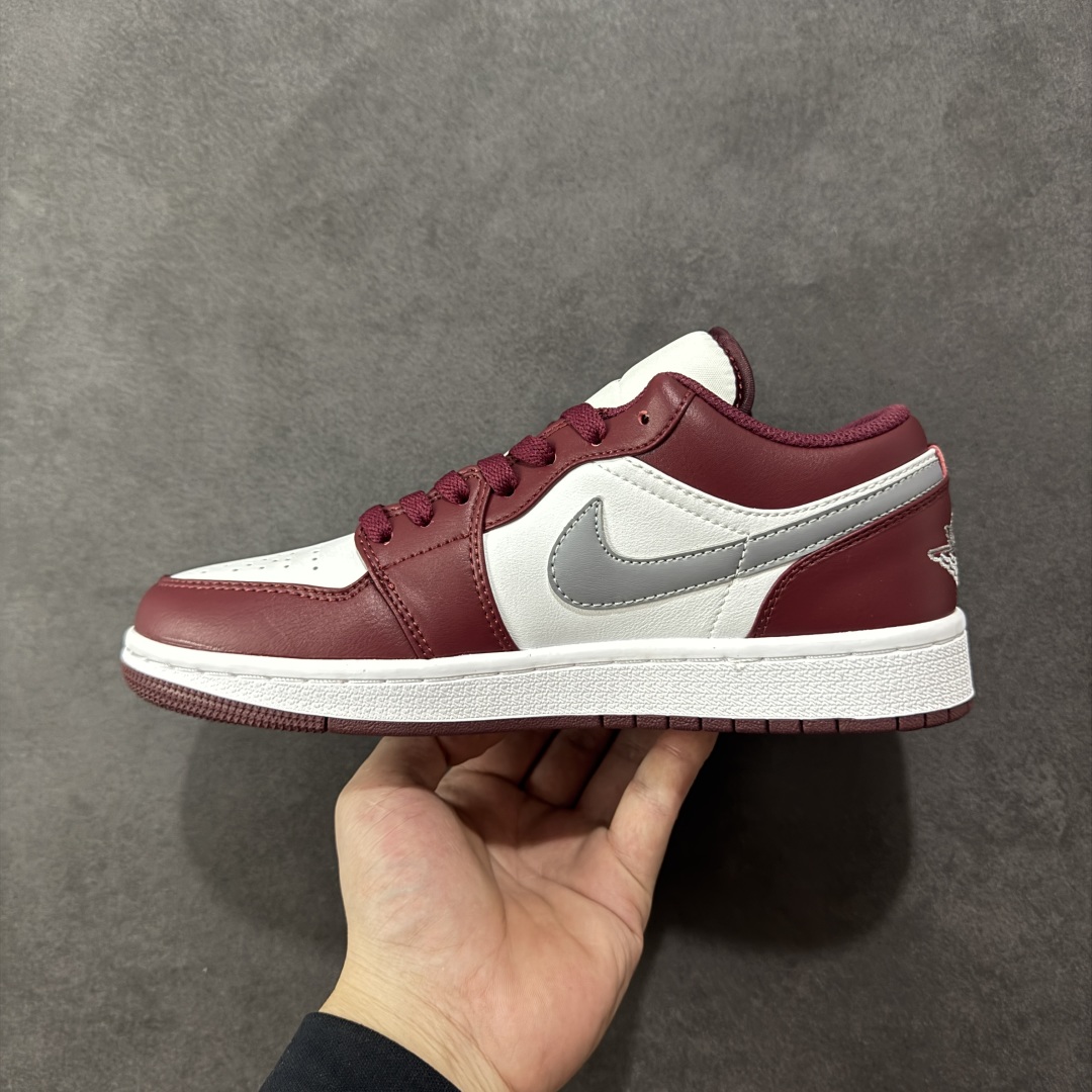 图片[2]-【头层S版】Air Jordan AJ1 Low 低帮系列 全新流水线出品 全配色原鞋对照 原楦原纸板开发 客订头层皮料 全鞋电脑针车 私模大底正确咬花克重内置气垫 原盒内外原标 完美零毛边处理 多重QC质检 超越公司货的品控标准 实实在在的免检产品 货号：553558-615 尺码：36-45-选品中心