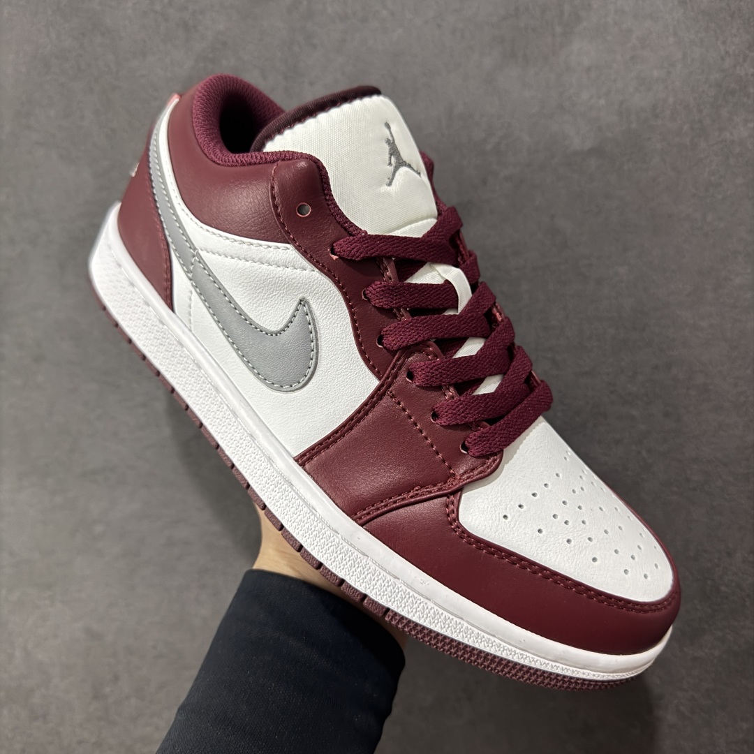 图片[3]-【头层S版】Air Jordan AJ1 Low 低帮系列 全新流水线出品 全配色原鞋对照 原楦原纸板开发 客订头层皮料 全鞋电脑针车 私模大底正确咬花克重内置气垫 原盒内外原标 完美零毛边处理 多重QC质检 超越公司货的品控标准 实实在在的免检产品 货号：553558-615 尺码：36-45-选品中心