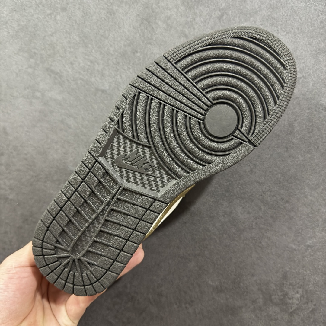 图片[9]-【头层S版】Air Jordan AJ1 Low 低帮系列 全新流水线出品 全配色原鞋对照 原楦原纸板开发 客订头层皮料 全鞋电脑针车 私模大底正确咬花克重内置气垫 原盒内外原标 完美零毛边处理 多重QC质检 超越公司货的品控标准 实实在在的免检产品 货号：DC0774-200 尺码：36-45-选品中心