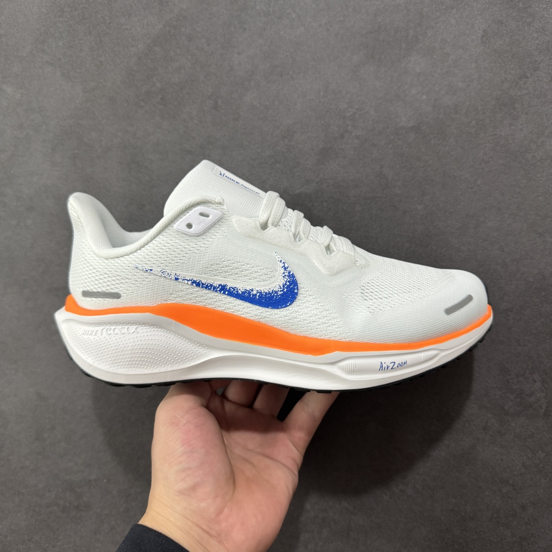 【公司级】NIKE AIR ZOOM PEGASUS 41 网面透气跑步鞋 兼顾迅疾外观和稳固脚感 后跟覆面和中足动态支撑巧妙融合 缔造稳定顺畅的迈步体验 采用密度更高的材料而且去除了前一代中操作的支撑 撑条设计 货号:FD2722-308 尺码:36-46含半码 编码:LNHB220230-选品中心