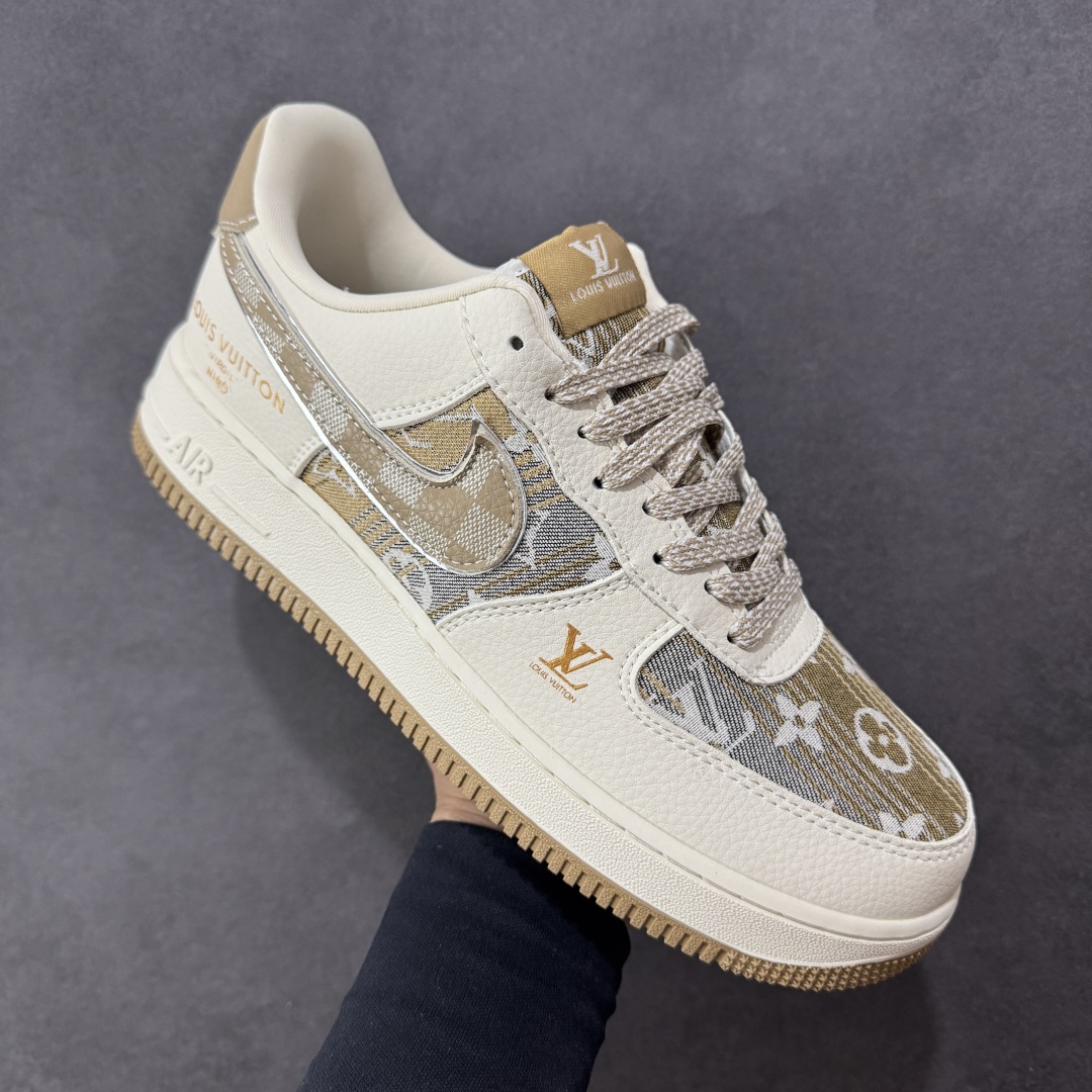 图片[3]-【定制版】Nike Air Force 1 \’07 Low “路易威登LV联名— 米白黄帆布印花” 高端定制 低帮休闲板鞋 定制鞋盒 大厂纯原品质出货 超高清洁度 皮料切割干净无任何毛边 细节完美 货号：XL1979-107 尺码：36 36.5 37.5 38 38.5 39 40 40.5 41 42 42.5 43 44 44.5 45-选品中心