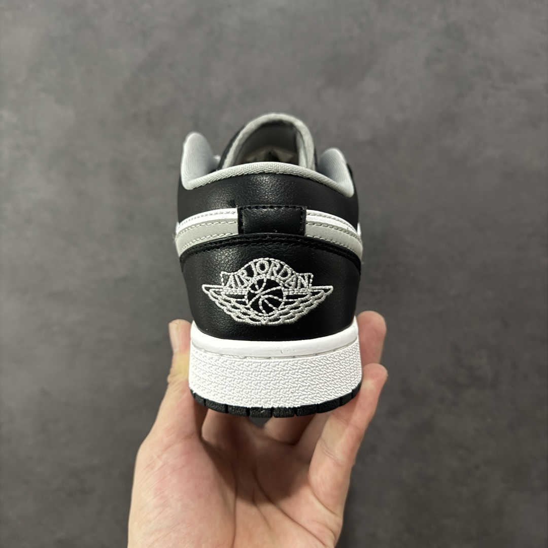 图片[4]-【头层S版】Air Jordan AJ1 Low 低帮系列 全新流水线出品 全配色原鞋对照 原楦原纸板开发 客订头层皮料 全鞋电脑针车 私模大底正确咬花克重内置气垫 原盒内外原标 完美零毛边处理 多重QC质检 超越公司货的品控标准 实实在在的免检产品 货号：553558-040 尺码：36-45-选品中心