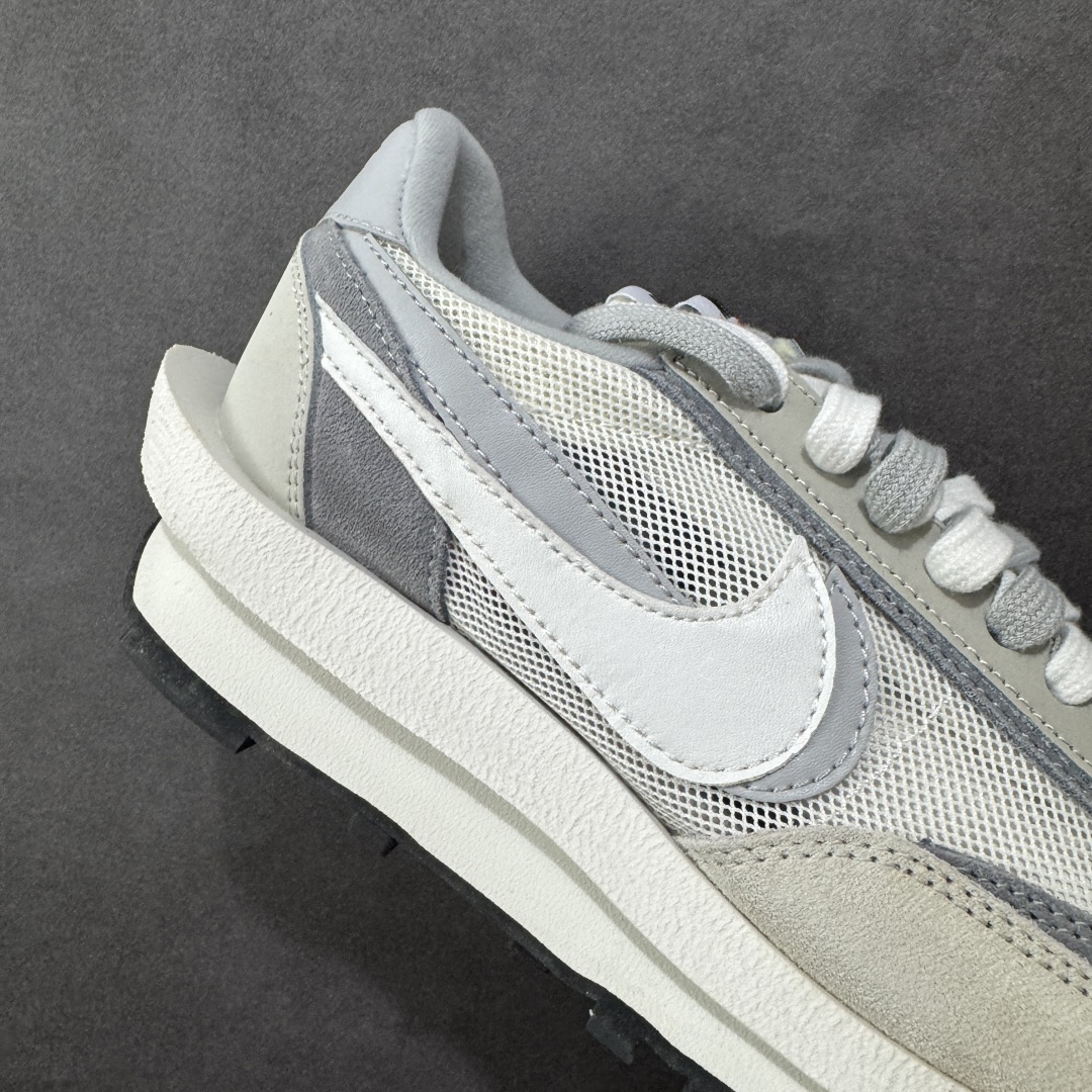Nike x Sacai LDWaffle Casual Shoes - Pure Quality, Affordable Price 7 cmp i1757565831342 6223 0 5