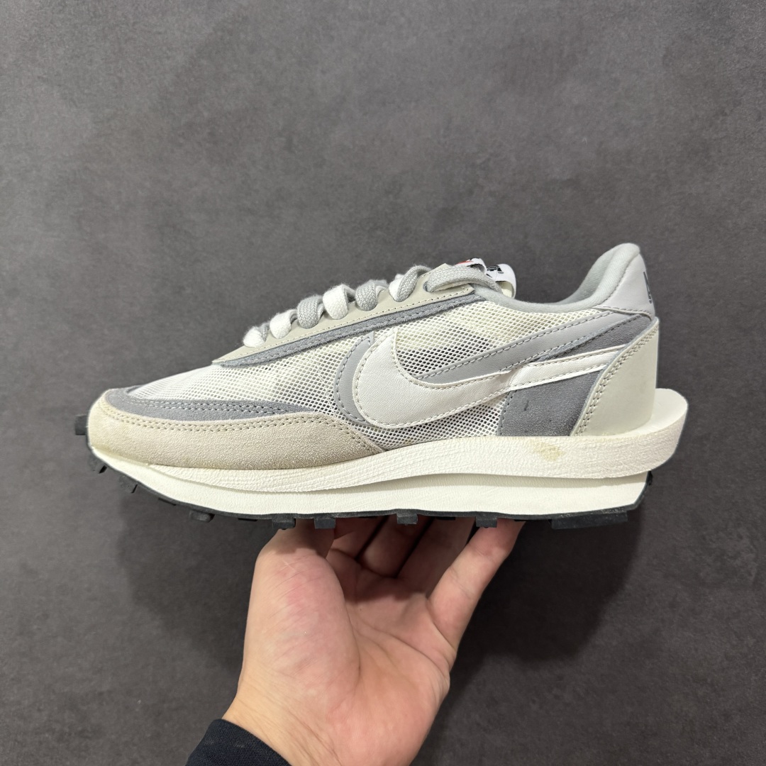 Nike x Sacai LDWaffle Casual Shoes - Pure Quality, Affordable Price 3 cmp i1757565831348 502 0 1