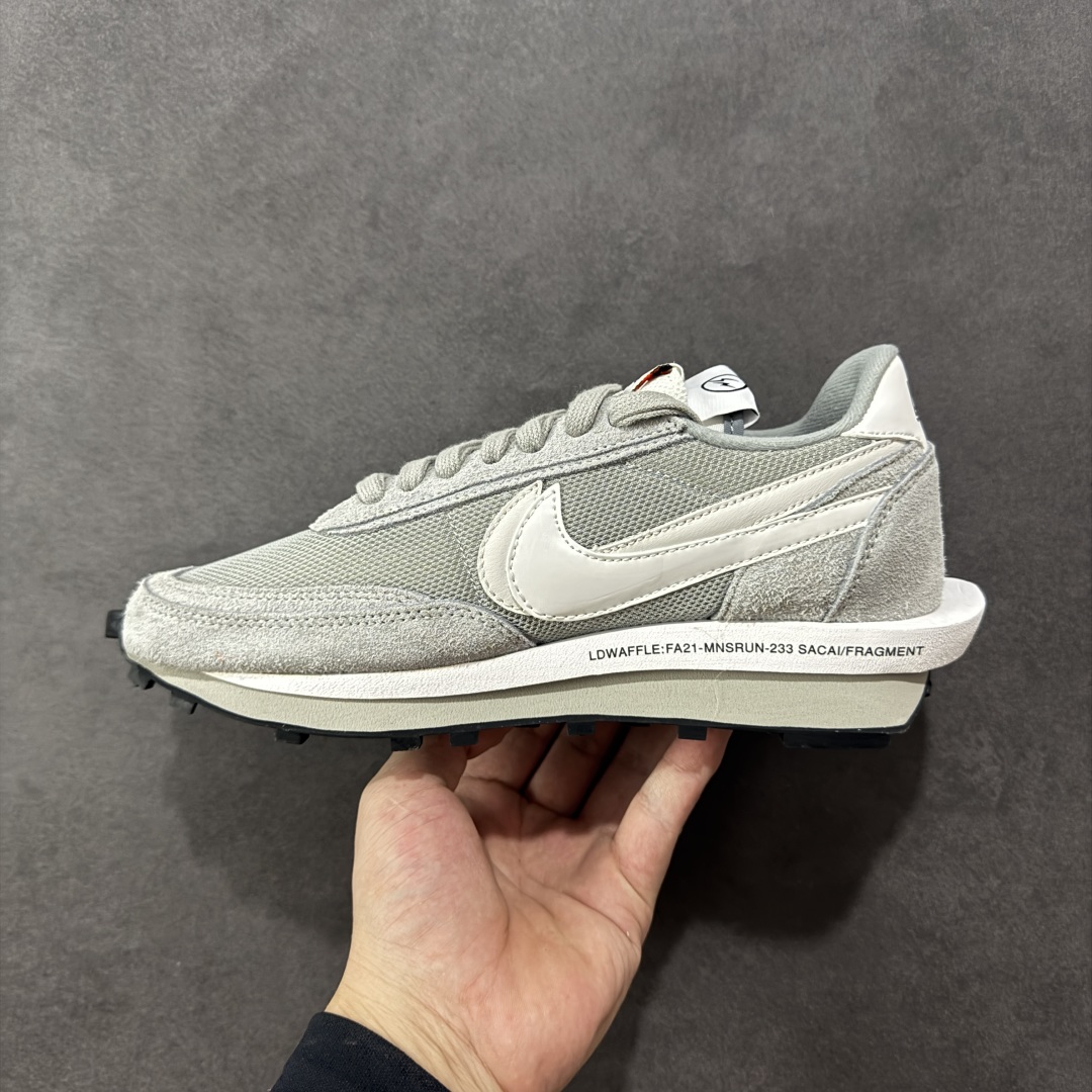 Sacai x Nike LDWaffle Grey Casual Sneakers, Size 36-45 2 cmp i1757566049857 8174 0 1