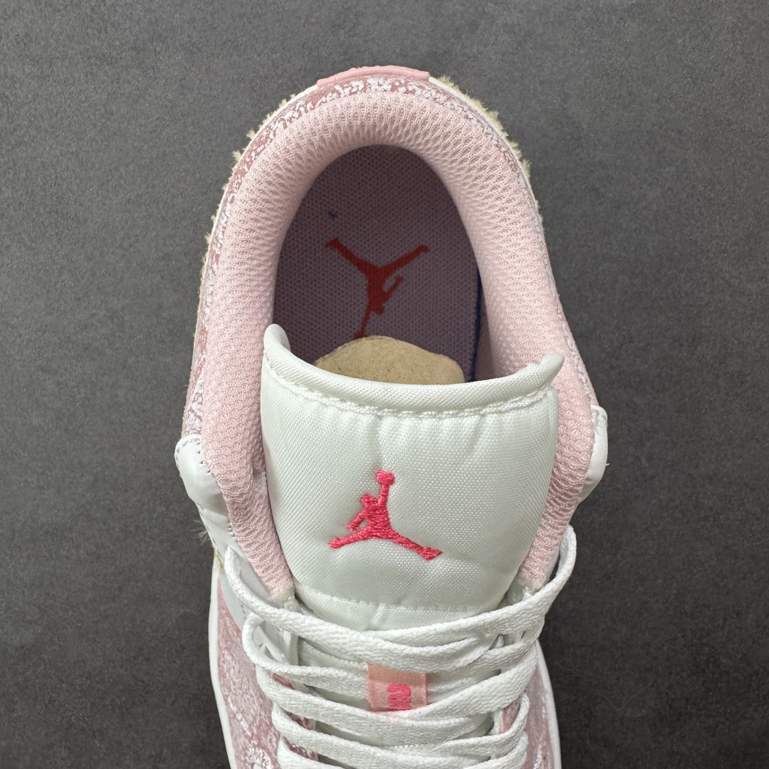 图片[7]-【头层S版】Air Jordan AJ1 Low 低帮系列 全新流水线出品 全配色原鞋对照 原楦原纸板开发 客订头层皮料 全鞋电脑针车 私模大底正确咬花克重内置气垫 原盒内外原标 完美零毛边处理 多重QC质检 超越公司货的品控标准 实实在在的免检产品 货号：CW7104-601 尺码：36-45半-选品中心