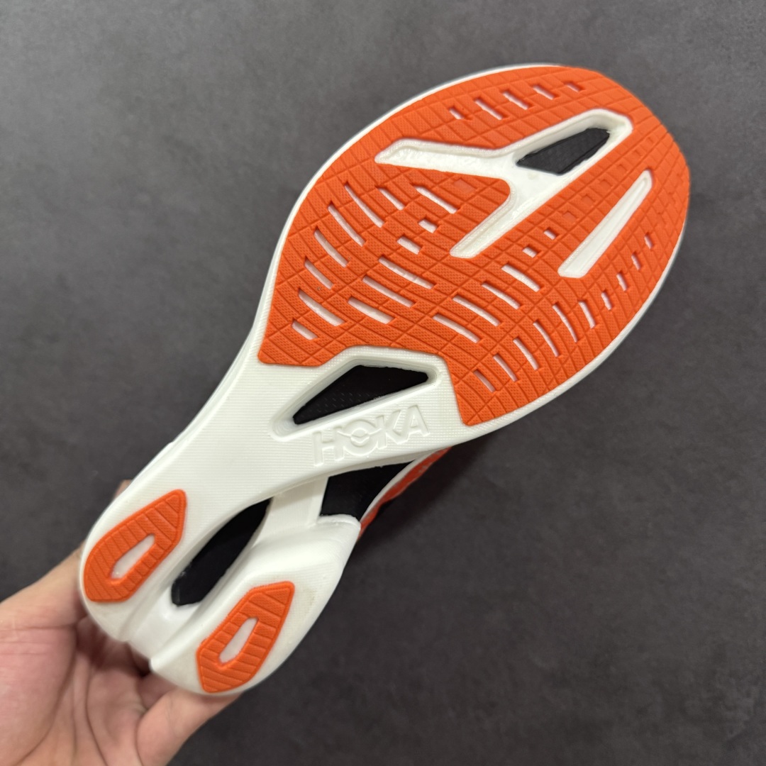 【纯原】HOKA U CIELO X1 2.0 新一代旗舰竞速运动跑鞋 中底泡棉科技以及几何学，设计符合