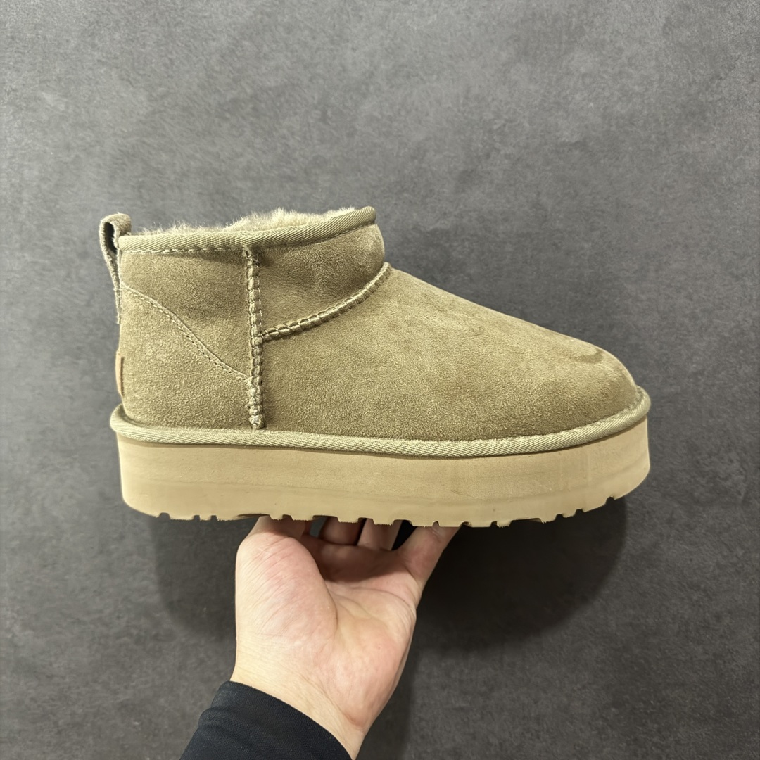 【顶级Y版】UGG 5092 经典秋冬羊皮毛一体雪地靴 周冬雨厚底3cm 桑坡大厂直供 拒绝高利润 区别杀猪版本 隆丰A级澳洲进口羊皮毛一体 完全遵循ZP工艺流程 代工厂原厂版师 秉承无原鞋不开发选择 注重每一处细节 市面最正版型 TREADLITE\