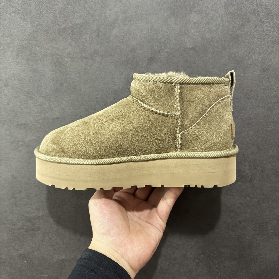 图片[2]-【顶级Y版】UGG 5092 经典秋冬羊皮毛一体雪地靴 周冬雨厚底3cm 桑坡大厂直供 拒绝高利润 区别杀猪版本 隆丰A级澳洲进口羊皮毛一体 完全遵循ZP工艺流程 代工厂原厂版师 秉承无原鞋不开发选择 注重每一处细节 市面最正版型 TREADLITE\”轻翼\”科技外底 轻便/耐用/柔韧/桩型 翻毛皮鞋面 细腻亲肤再生聚酯纤维滚边 舒适易打理 保暖性佳 UGG plush™ 里衬和内底 茸软亲肤 舒适暖足 经典鞋型搭配轻盈厚底 稳稳拿捏秋冬出街时髦造型 Treadlite by UGG 轻翼大底 轻盈缓震 为双足减负 舒适轻便 助你轻松畅玩整天 尺码：35 36 37 38 39 40-选品中心