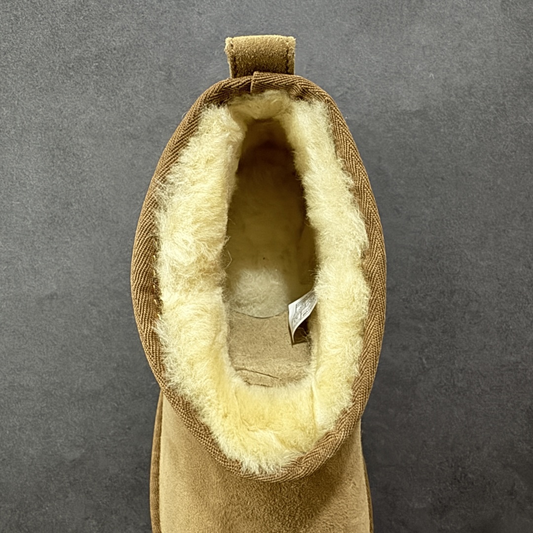图片[7]-【顶级Y版】UGG 5092 经典秋冬羊皮毛一体雪地靴 周冬雨厚底3cm 桑坡大厂直供 拒绝高利润 区别杀猪版本 隆丰A级澳洲进口羊皮毛一体 完全遵循ZP工艺流程 代工厂原厂版师 秉承无原鞋不开发选择 注重每一处细节 市面最正版型 TREADLITE\”轻翼\”科技外底 轻便/耐用/柔韧/桩型 翻毛皮鞋面 细腻亲肤再生聚酯纤维滚边 舒适易打理 保暖性佳 UGG plush™ 里衬和内底 茸软亲肤 舒适暖足 经典鞋型搭配轻盈厚底 稳稳拿捏秋冬出街时髦造型 Treadlite by UGG 轻翼大底 轻盈缓震 为双足减负 舒适轻便 助你轻松畅玩整天 尺码：35 36 37 38 39 40-选品中心