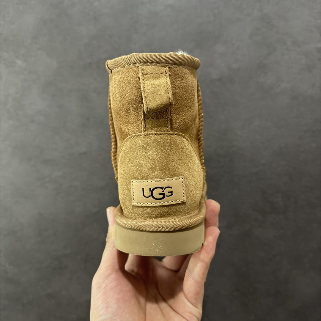 图片[4]-【顶级Y版】UGG 6222 经典秋冬羊皮毛一体雪地靴 桑坡大厂直供 拒绝高利润 区别杀猪版本 隆丰A级澳洲进口羊皮毛一体 完全遵循ZP工艺流程 代工厂原厂版师 秉承无原鞋不开发选择 注重每一处细节 市面最正版型 TREADLITE\”轻翼\”科技外底 轻便/耐用/柔韧/桩型 翻毛皮鞋面 细腻亲肤再生聚酯纤维滚边 舒适易打理 保暖性佳 UGG plush™ 里衬和内底 茸软亲肤 舒适暖足 经典鞋型搭配轻盈厚底 稳稳拿捏秋冬出街时髦造型 Treadlite by UGG 轻翼大底 轻盈缓震 为双足减负 舒适轻便 助你轻松畅玩整天 尺码：35 36 37 38 39 40-选品中心