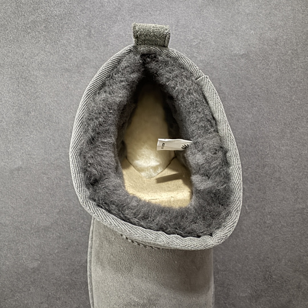 图片[7]-【顶级Y版】UGG 6109 经典秋冬羊皮毛一体雪地靴 桑坡大厂直供 拒绝高利润 区别杀猪版本 隆丰A级澳洲进口羊皮毛一体 完全遵循ZP工艺流程 代工厂原厂版师 秉承无原鞋不开发选择 注重每一处细节 市面最正版型 TREADLITE\”轻翼\”科技外底 轻便/耐用/柔韧/桩型 翻毛皮鞋面 细腻亲肤再生聚酯纤维滚边 舒适易打理 保暖性佳 UGG plush™ 里衬和内底 茸软亲肤 舒适暖足 经典鞋型搭配轻盈厚底 稳稳拿捏秋冬出街时髦造型 Treadlite by UGG 轻翼大底 轻盈缓震 为双足减负 舒适轻便 助你轻松畅玩整天 尺码：35 36 37 38 39 40-选品中心