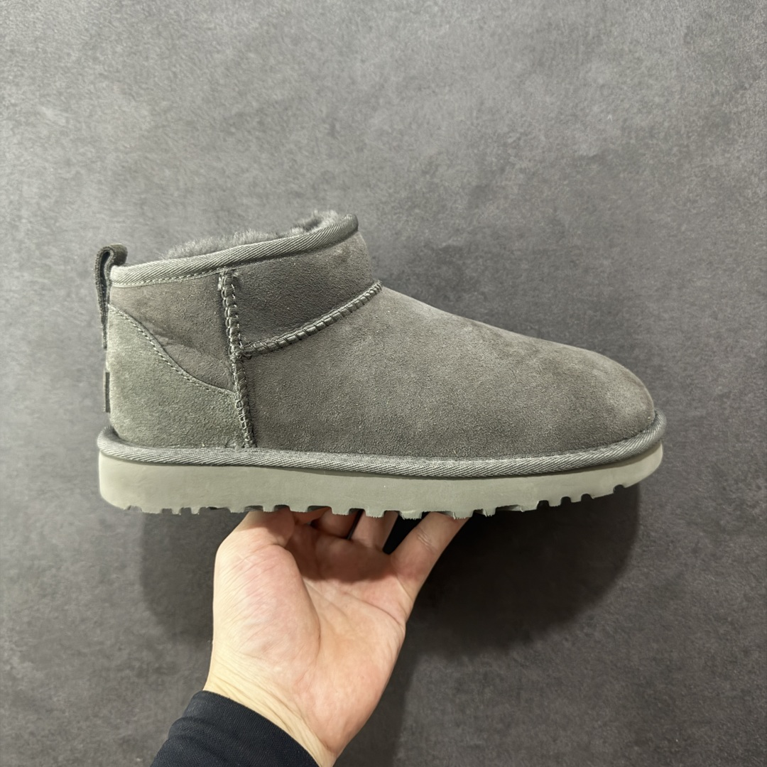 【顶级Y版】UGG 6109 经典秋冬羊皮毛一体雪地靴 桑坡大厂直供 拒绝高利润 区别杀猪版本 隆丰A级澳洲进口羊皮毛一体 完全遵循ZP工艺流程 代工厂原厂版师 秉承无原鞋不开发选择 注重每一处细节 市面最正版型 TREADLITE\