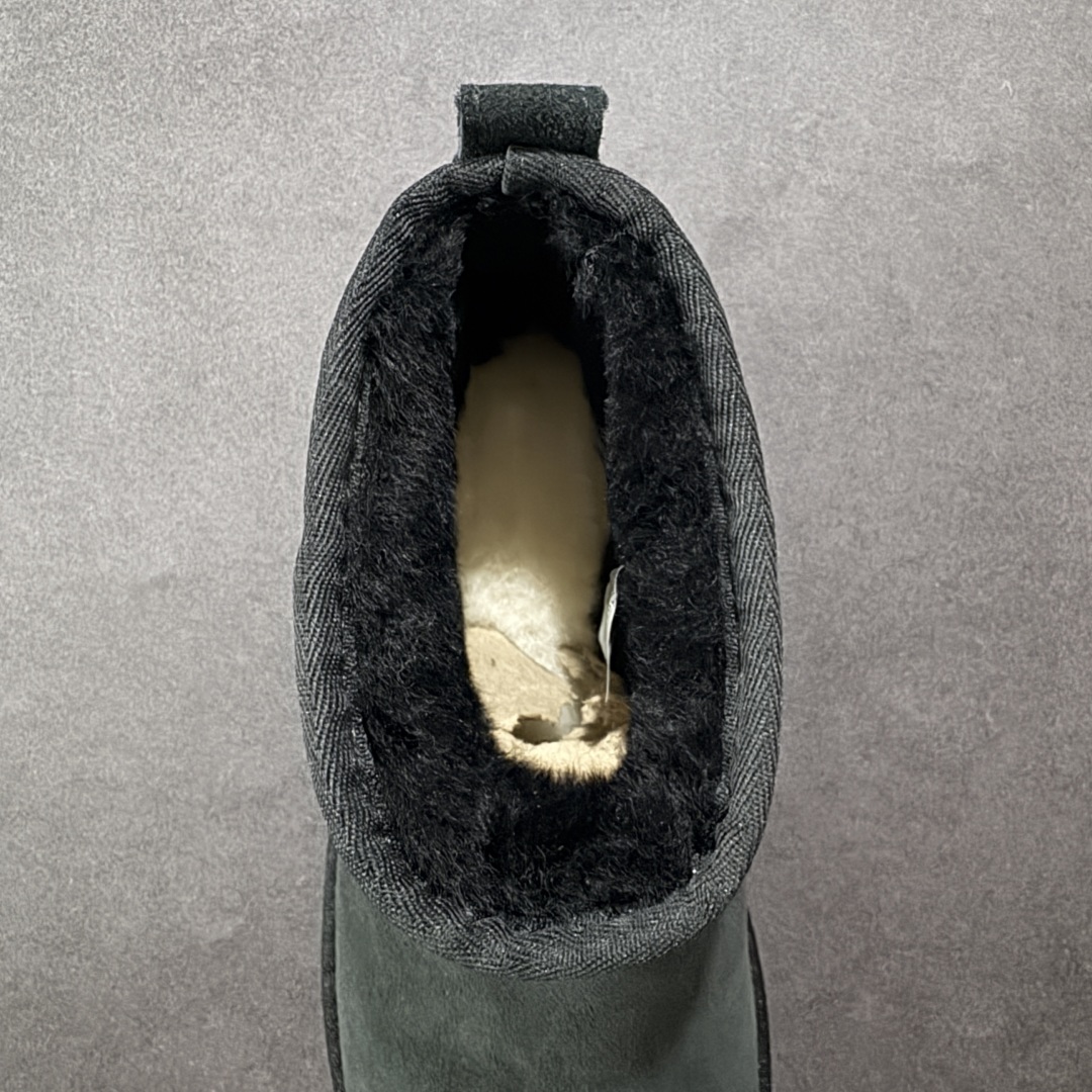 图片[7]-【顶级Y版】UGG 6109 经典秋冬羊皮毛一体雪地靴 桑坡大厂直供 拒绝高利润 区别杀猪版本 隆丰A级澳洲进口羊皮毛一体 完全遵循ZP工艺流程 代工厂原厂版师 秉承无原鞋不开发选择 注重每一处细节 市面最正版型 TREADLITE\”轻翼\”科技外底 轻便/耐用/柔韧/桩型 翻毛皮鞋面 细腻亲肤再生聚酯纤维滚边 舒适易打理 保暖性佳 UGG plush™ 里衬和内底 茸软亲肤 舒适暖足 经典鞋型搭配轻盈厚底 稳稳拿捏秋冬出街时髦造型 Treadlite by UGG 轻翼大底 轻盈缓震 为双足减负 舒适轻便 助你轻松畅玩整天 尺码：35 36 37 38 39 40-选品中心