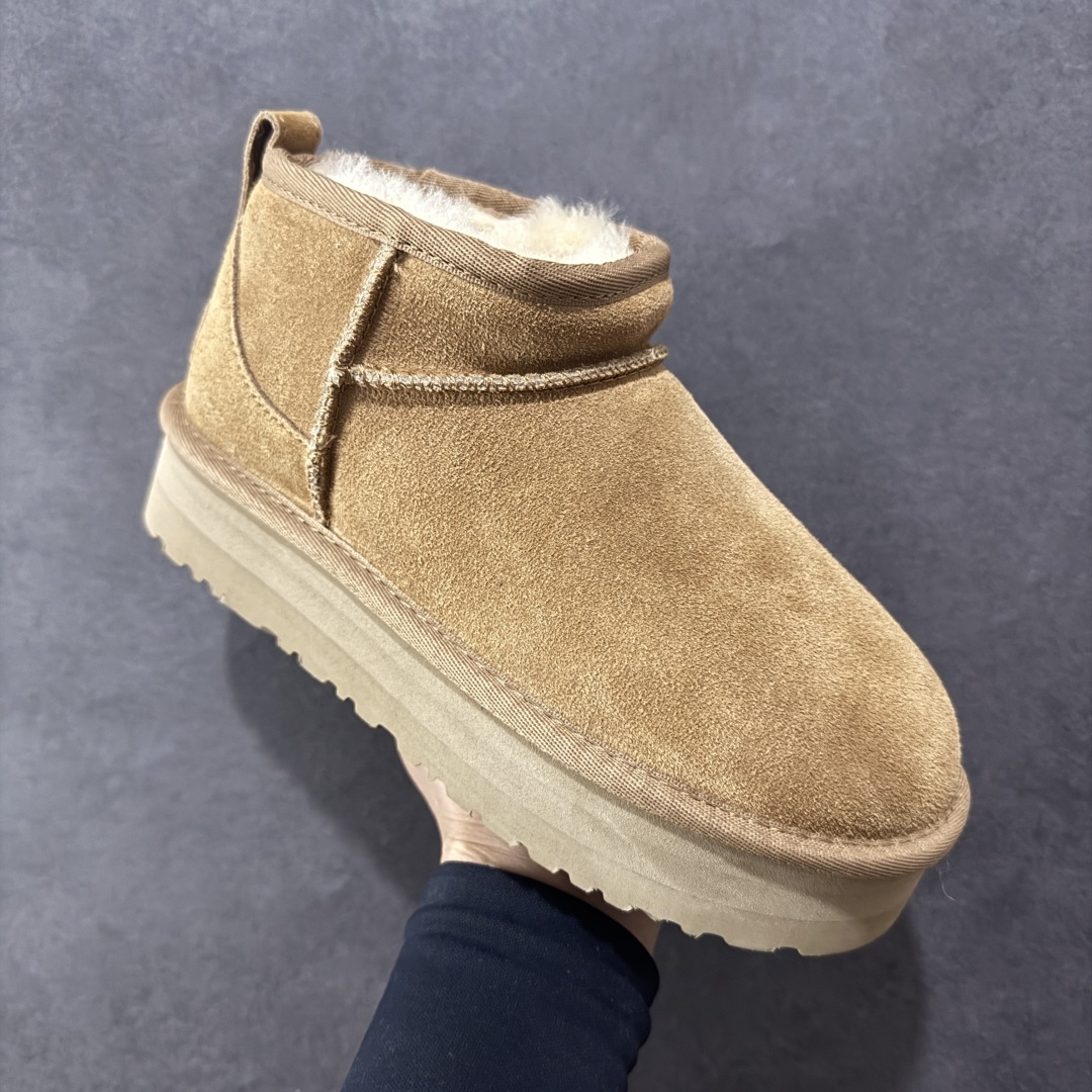 图片[3]-【顶级Y版】UGG 5092 经典秋冬羊皮毛一体雪地靴 周冬雨厚底3cm 桑坡大厂直供 拒绝高利润 区别杀猪版本 隆丰A级澳洲进口羊皮毛一体 完全遵循ZP工艺流程 代工厂原厂版师 秉承无原鞋不开发选择 注重每一处细节 市面最正版型 TREADLITE\”轻翼\”科技外底 轻便/耐用/柔韧/桩型 翻毛皮鞋面 细腻亲肤再生聚酯纤维滚边 舒适易打理 保暖性佳 UGG plush™ 里衬和内底 茸软亲肤 舒适暖足 经典鞋型搭配轻盈厚底 稳稳拿捏秋冬出街时髦造型 Treadlite by UGG 轻翼大底 轻盈缓震 为双足减负 舒适轻便 助你轻松畅玩整天 尺码：35 36 37 38 39 40-选品中心