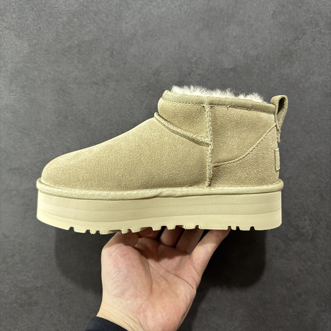 图片[2]-【顶级Y版】UGG 5092 经典秋冬羊皮毛一体雪地靴 周冬雨厚底3cm 桑坡大厂直供 拒绝高利润 区别杀猪版本 隆丰A级澳洲进口羊皮毛一体 完全遵循ZP工艺流程 代工厂原厂版师 秉承无原鞋不开发选择 注重每一处细节 市面最正版型 TREADLITE\”轻翼\”科技外底 轻便/耐用/柔韧/桩型 翻毛皮鞋面 细腻亲肤再生聚酯纤维滚边 舒适易打理 保暖性佳 UGG plush™ 里衬和内底 茸软亲肤 舒适暖足 经典鞋型搭配轻盈厚底 稳稳拿捏秋冬出街时髦造型 Treadlite by UGG 轻翼大底 轻盈缓震 为双足减负 舒适轻便 助你轻松畅玩整天 尺码：35 36 37 38 39 40-选品中心