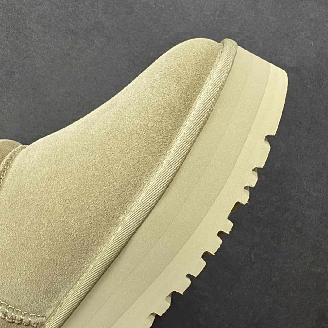 图片[5]-【顶级Y版】UGG 5092 经典秋冬羊皮毛一体雪地靴 周冬雨厚底3cm 桑坡大厂直供 拒绝高利润 区别杀猪版本 隆丰A级澳洲进口羊皮毛一体 完全遵循ZP工艺流程 代工厂原厂版师 秉承无原鞋不开发选择 注重每一处细节 市面最正版型 TREADLITE\”轻翼\”科技外底 轻便/耐用/柔韧/桩型 翻毛皮鞋面 细腻亲肤再生聚酯纤维滚边 舒适易打理 保暖性佳 UGG plush™ 里衬和内底 茸软亲肤 舒适暖足 经典鞋型搭配轻盈厚底 稳稳拿捏秋冬出街时髦造型 Treadlite by UGG 轻翼大底 轻盈缓震 为双足减负 舒适轻便 助你轻松畅玩整天 尺码：35 36 37 38 39 40-选品中心