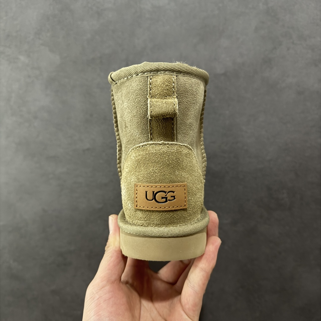 图片[4]-【顶级Y版】UGG 6222 经典秋冬羊皮毛一体雪地靴 桑坡大厂直供 拒绝高利润 区别杀猪版本 隆丰A级澳洲进口羊皮毛一体 完全遵循ZP工艺流程 代工厂原厂版师 秉承无原鞋不开发选择 注重每一处细节 市面最正版型 TREADLITE\”轻翼\”科技外底 轻便/耐用/柔韧/桩型 翻毛皮鞋面 细腻亲肤再生聚酯纤维滚边 舒适易打理 保暖性佳 UGG plush™ 里衬和内底 茸软亲肤 舒适暖足 经典鞋型搭配轻盈厚底 稳稳拿捏秋冬出街时髦造型 Treadlite by UGG 轻翼大底 轻盈缓震 为双足减负 舒适轻便 助你轻松畅玩整天 尺码：35 36 37 38 39 40-选品中心