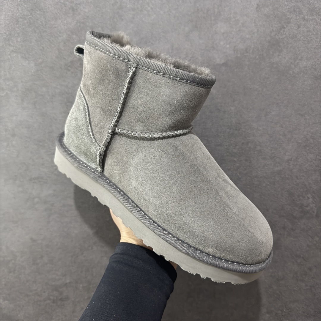 图片[3]-【顶级Y版】UGG 6222 经典秋冬羊皮毛一体雪地靴 桑坡大厂直供 拒绝高利润 区别杀猪版本 隆丰A级澳洲进口羊皮毛一体 完全遵循ZP工艺流程 代工厂原厂版师 秉承无原鞋不开发选择 注重每一处细节 市面最正版型 TREADLITE\”轻翼\”科技外底 轻便/耐用/柔韧/桩型 翻毛皮鞋面 细腻亲肤再生聚酯纤维滚边 舒适易打理 保暖性佳 UGG plush™ 里衬和内底 茸软亲肤 舒适暖足 经典鞋型搭配轻盈厚底 稳稳拿捏秋冬出街时髦造型 Treadlite by UGG 轻翼大底 轻盈缓震 为双足减负 舒适轻便 助你轻松畅玩整天 尺码：35 36 37 38 39 40-选品中心