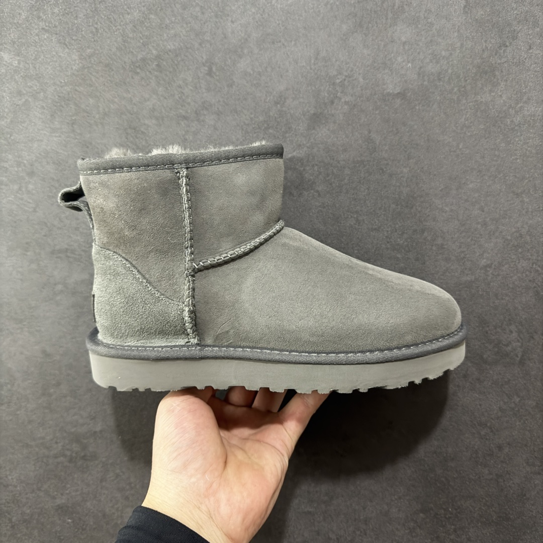 【顶级Y版】UGG 6222 经典秋冬羊皮毛一体雪地靴 桑坡大厂直供 拒绝高利润 区别杀猪版本 隆丰A级澳洲进口羊皮毛一体 完全遵循ZP工艺流程 代工厂原厂版师 秉承无原鞋不开发选择 注重每一处细节 市面最正版型 TREADLITE\