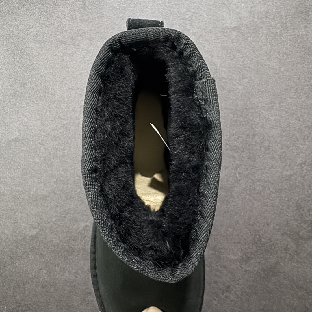 图片[7]-【顶级Y版】UGG 6222 经典秋冬羊皮毛一体雪地靴 桑坡大厂直供 拒绝高利润 区别杀猪版本 隆丰A级澳洲进口羊皮毛一体 完全遵循ZP工艺流程 代工厂原厂版师 秉承无原鞋不开发选择 注重每一处细节 市面最正版型 TREADLITE\”轻翼\”科技外底 轻便/耐用/柔韧/桩型 翻毛皮鞋面 细腻亲肤再生聚酯纤维滚边 舒适易打理 保暖性佳 UGG plush™ 里衬和内底 茸软亲肤 舒适暖足 经典鞋型搭配轻盈厚底 稳稳拿捏秋冬出街时髦造型 Treadlite by UGG 轻翼大底 轻盈缓震 为双足减负 舒适轻便 助你轻松畅玩整天 尺码：35 36 37 38 39 40-选品中心