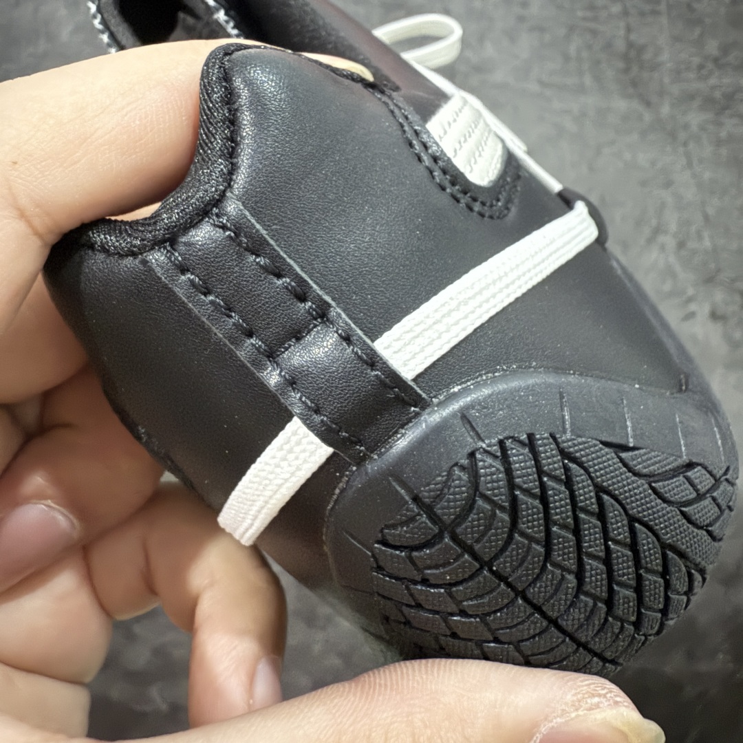 Rose x Puma Speedcat Low-Top Sneakers - Black Leather, Original Box Edition 3 cmp i1757719176162 3725 0 1