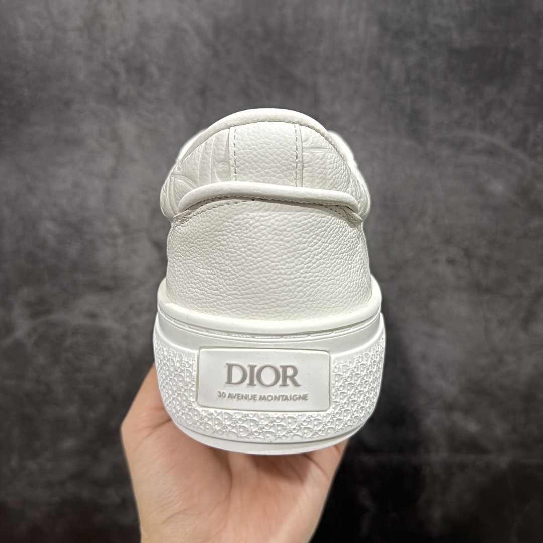 图片[4]-【渠道纯原】Dior B33 迪奥压花系带皮面时尚运动板鞋网球鞋 全套原厂新版原纸板楦头开发 原厂特供皮料加持 原档数据大底 高频字母排版细节 还原 Zp 高端零售特供批次 市售最强批次💪🏻 2024秋季新品 彰显非凡的精湛工艺 重新诠释经典的网球鞋 时尚的廓形突显厚实感 采用全新的拉绒马海毛针织面料 突显柔软触感与富有层次感的流行色彩 搭配棕色绒面革镶片提升格调 别具一格的加垫鞋舌点缀以压花效果Dior标志 后侧点缀以Dior 30Avenue Montaigne标志 可为各式休闲造型增添时尚气质 尺码：35-46-选品中心