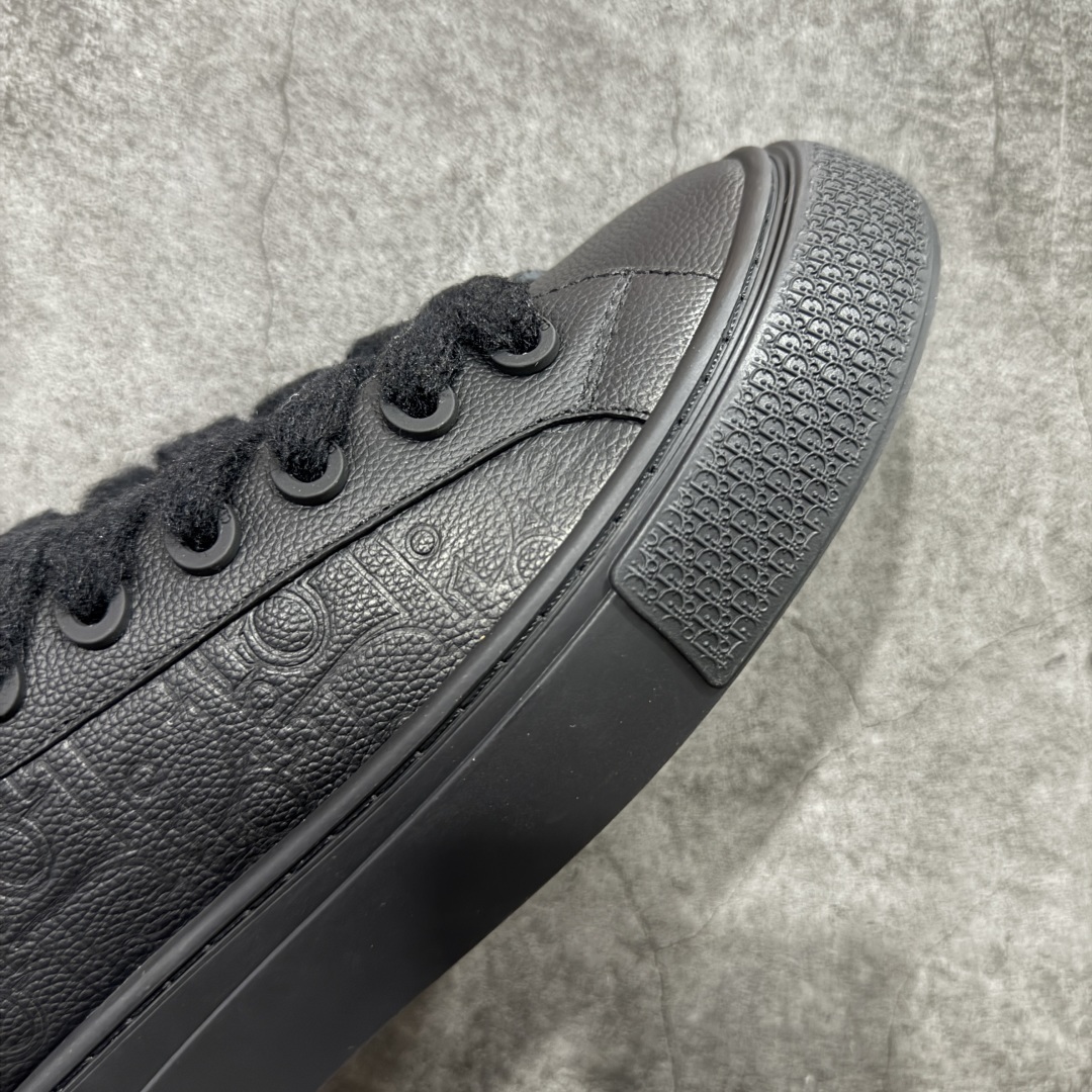 图片[6]-【渠道纯原】Dior B33 迪奥压花系带皮面时尚运动板鞋网球鞋 全套原厂新版原纸板楦头开发 原厂特供皮料加持 原档数据大底 高频字母排版细节 还原 Zp 高端零售特供批次 市售最强批次💪🏻 2024秋季新品 彰显非凡的精湛工艺 重新诠释经典的网球鞋 时尚的廓形突显厚实感 采用全新的拉绒马海毛针织面料 突显柔软触感与富有层次感的流行色彩 搭配棕色绒面革镶片提升格调 别具一格的加垫鞋舌点缀以压花效果Dior标志 后侧点缀以Dior 30Avenue Montaigne标志 可为各式休闲造型增添时尚气质 尺码：35-46-选品中心