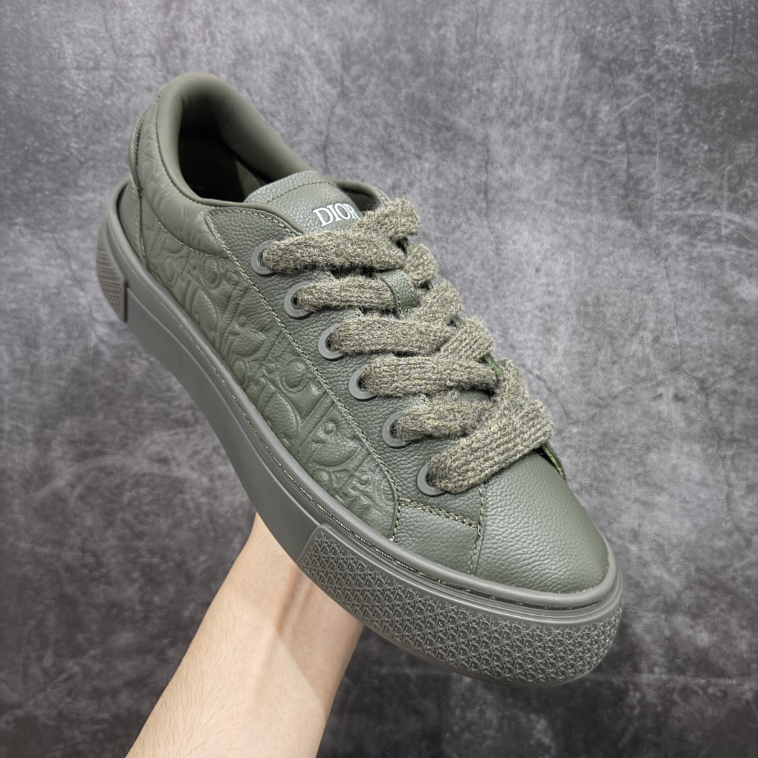 图片[3]-【渠道纯原】Dior B33 迪奥压花系带皮面时尚运动板鞋网球鞋 全套原厂新版原纸板楦头开发 原厂特供皮料加持 原档数据大底 高频字母排版细节 还原 Zp 高端零售特供批次 市售最强批次💪🏻 2024秋季新品 彰显非凡的精湛工艺 重新诠释经典的网球鞋 时尚的廓形突显厚实感 采用全新的拉绒马海毛针织面料 突显柔软触感与富有层次感的流行色彩 搭配棕色绒面革镶片提升格调 别具一格的加垫鞋舌点缀以压花效果Dior标志 后侧点缀以Dior 30Avenue Montaigne标志 可为各式休闲造型增添时尚气质 尺码：35-46-选品中心