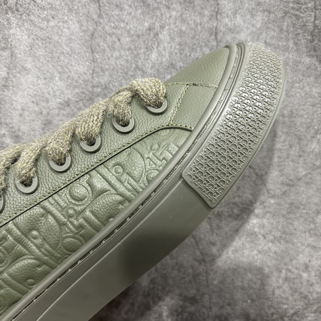 图片[6]-【渠道纯原】Dior B33 迪奥压花系带皮面时尚运动板鞋网球鞋 全套原厂新版原纸板楦头开发 原厂特供皮料加持 原档数据大底 高频字母排版细节 还原 Zp 高端零售特供批次 市售最强批次💪🏻 2024秋季新品 彰显非凡的精湛工艺 重新诠释经典的网球鞋 时尚的廓形突显厚实感 采用全新的拉绒马海毛针织面料 突显柔软触感与富有层次感的流行色彩 搭配棕色绒面革镶片提升格调 别具一格的加垫鞋舌点缀以压花效果Dior标志 后侧点缀以Dior 30Avenue Montaigne标志 可为各式休闲造型增添时尚气质 尺码：35-46-选品中心