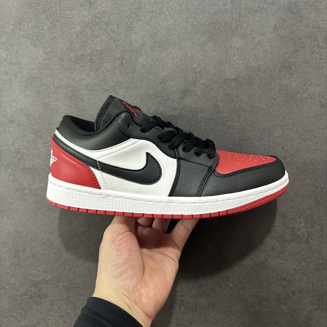 【头层S版】Air Jordan AJ1 Low 低帮系列 全新流水线出品 全配色原鞋对照 原楦原纸板开发 客订头层皮料 全鞋电脑针车 私模大底正确咬花克重内置气垫 原盒内外原标 完美零毛边处理 多重QC质检 超越公司货的品控标准 实实在在的免检产品 货号:553558-161 尺码:36-45半-选品中心