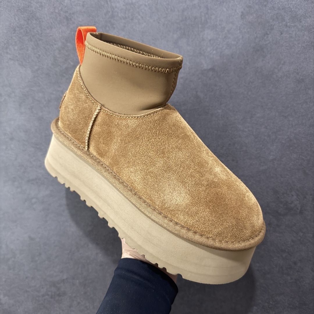 图片[3]-【顶级Y版】UGG 8170 经典秋冬羊皮毛一体雪地靴 弹力低帮 桑坡大厂直供 拒绝高利润 区别杀猪版本 隆丰A级澳洲进口羊皮毛一体 完全遵循ZP工艺流程 代工厂原厂版师 秉承无原鞋不开发选择 注重每一处细节 市面最正版型 TREADLITE\”轻翼\”科技外底 轻便/耐用/柔韧/桩型 翻毛皮鞋面 细腻亲肤再生聚酯纤维滚边 舒适易打理 保暖性佳 UGG plush™ 里衬和内底 茸软亲肤 舒适暖足 经典鞋型搭配轻盈厚底 稳稳拿捏秋冬出街时髦造型 Treadlite by UGG 轻翼大底 轻盈缓震 为双足减负 舒适轻便 助你轻松畅玩整天 尺码：35 36 37 38 39 40-选品中心
