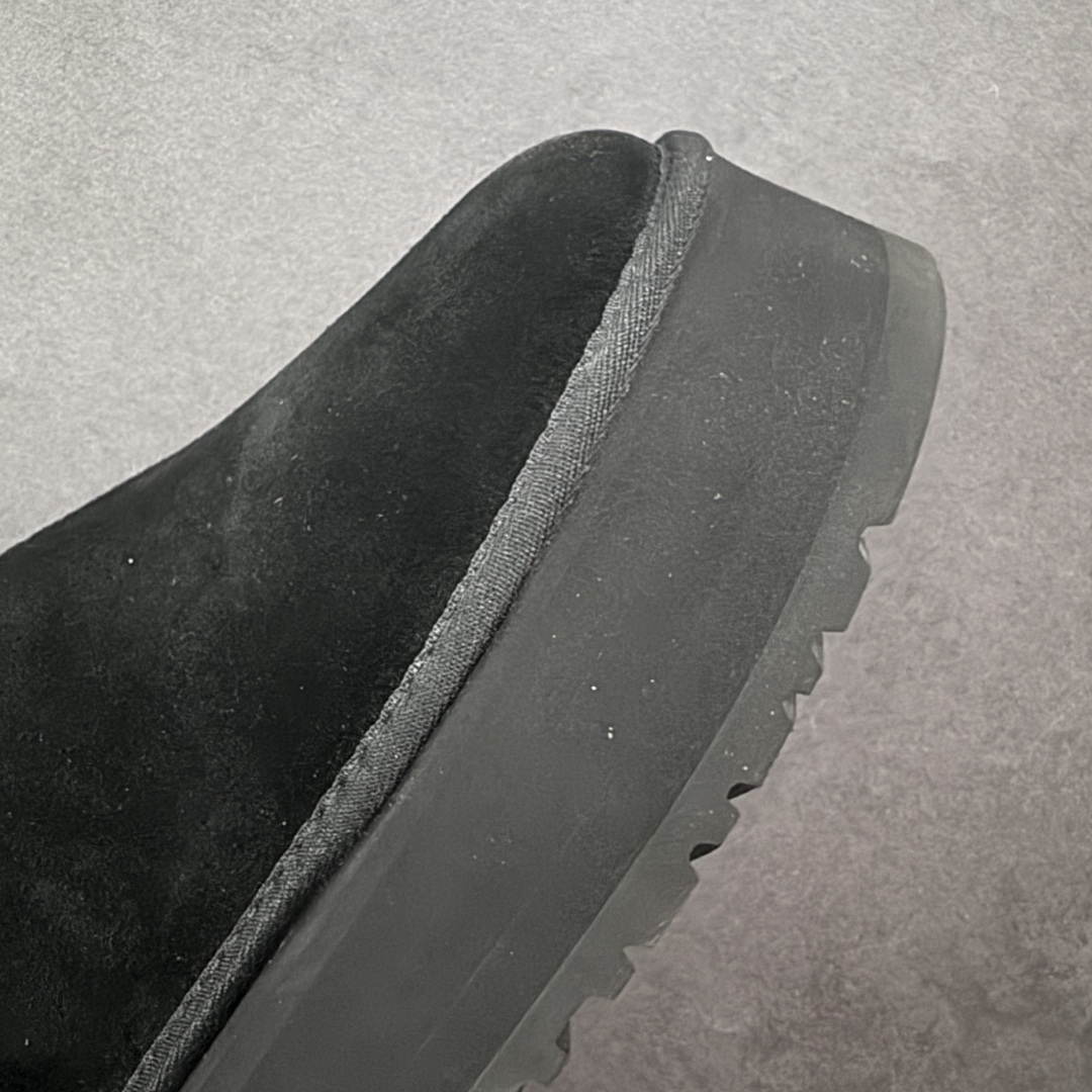 图片[5]-【顶级Y版】UGG 8170 经典秋冬羊皮毛一体雪地靴 弹力低帮 桑坡大厂直供 拒绝高利润 区别杀猪版本 隆丰A级澳洲进口羊皮毛一体 完全遵循ZP工艺流程 代工厂原厂版师 秉承无原鞋不开发选择 注重每一处细节 市面最正版型 TREADLITE\”轻翼\”科技外底 轻便/耐用/柔韧/桩型 翻毛皮鞋面 细腻亲肤再生聚酯纤维滚边 舒适易打理 保暖性佳 UGG plush™ 里衬和内底 茸软亲肤 舒适暖足 经典鞋型搭配轻盈厚底 稳稳拿捏秋冬出街时髦造型 Treadlite by UGG 轻翼大底 轻盈缓震 为双足减负 舒适轻便 助你轻松畅玩整天 尺码：35 36 37 38 39 40-选品中心