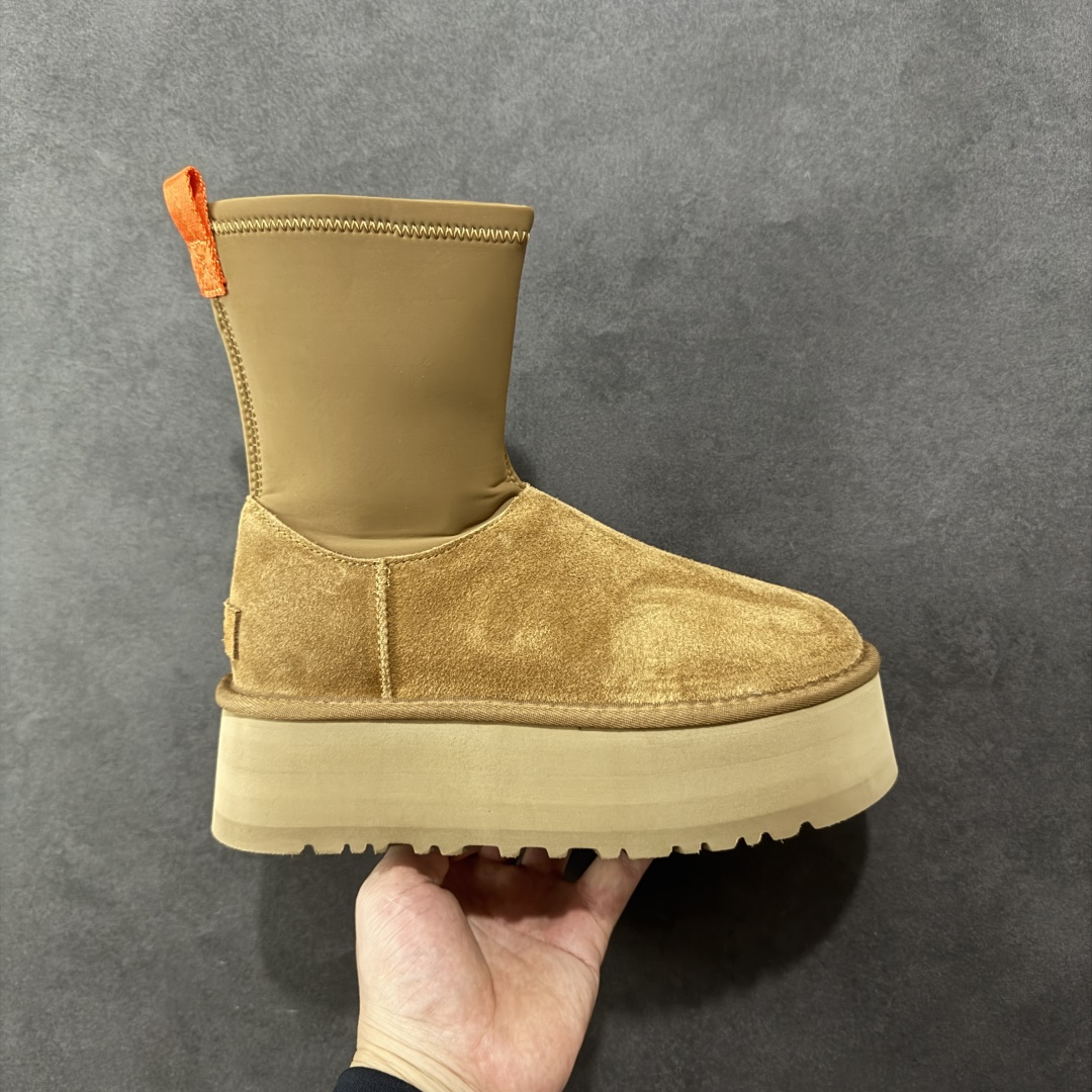 【顶级Y版】UGG 4031 经典秋冬羊皮毛一体雪地靴 弹力高帮 桑坡大厂直供 拒绝高利润 区别杀猪版本 隆丰A级澳洲进口羊皮毛一体 完全遵循ZP工艺流程 代工厂原厂版师 秉承无原鞋不开发选择 注重每一处细节 市面最正版型 TREADLITE\