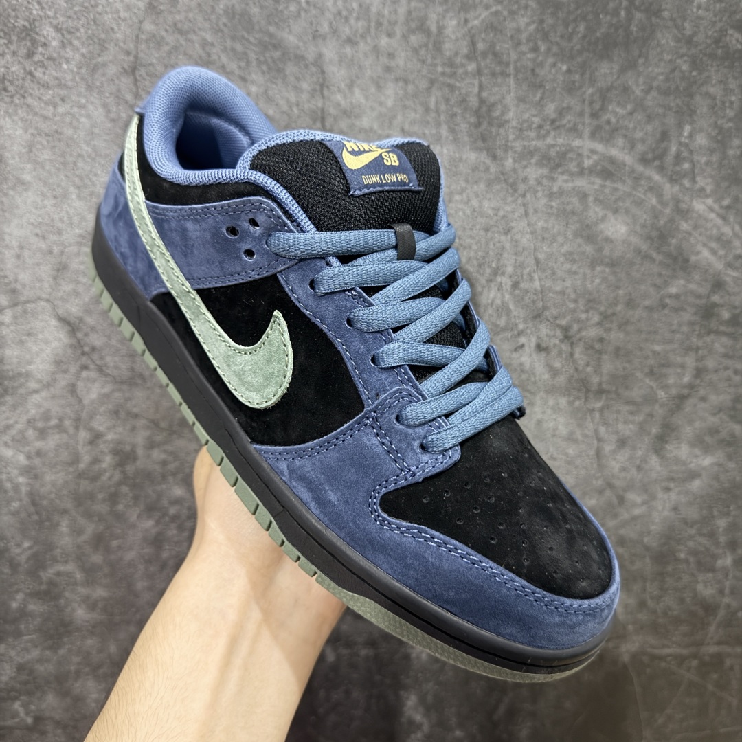 图片[3]-【公司级】Nike SB Dunk Low 深蓝黑 HF3063-002 纯原大厂出品 极力推荐 原装头层材料 独家版型蒸餾加工 帶來的是更好的视觉和脚感体验 大厂纯原品质出货 清洁度 电绣工艺 皮料切割干净无任何毛边 细节完美 货号： HF3063-002 尺码：36 36.5 37.5 38 38.5 39 40 40.5 41 42 42.5 43 44 44.5 45-选品中心
