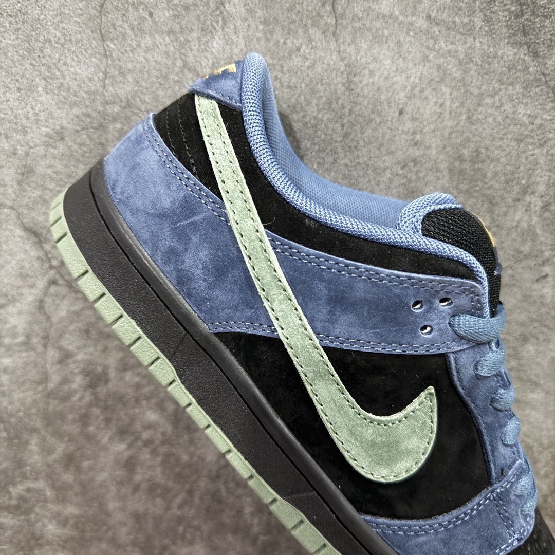 图片[7]-【公司级】Nike SB Dunk Low 深蓝黑 HF3063-002 纯原大厂出品 极力推荐 原装头层材料 独家版型蒸餾加工 帶來的是更好的视觉和脚感体验 大厂纯原品质出货 清洁度 电绣工艺 皮料切割干净无任何毛边 细节完美 货号： HF3063-002 尺码：36 36.5 37.5 38 38.5 39 40 40.5 41 42 42.5 43 44 44.5 45-选品中心