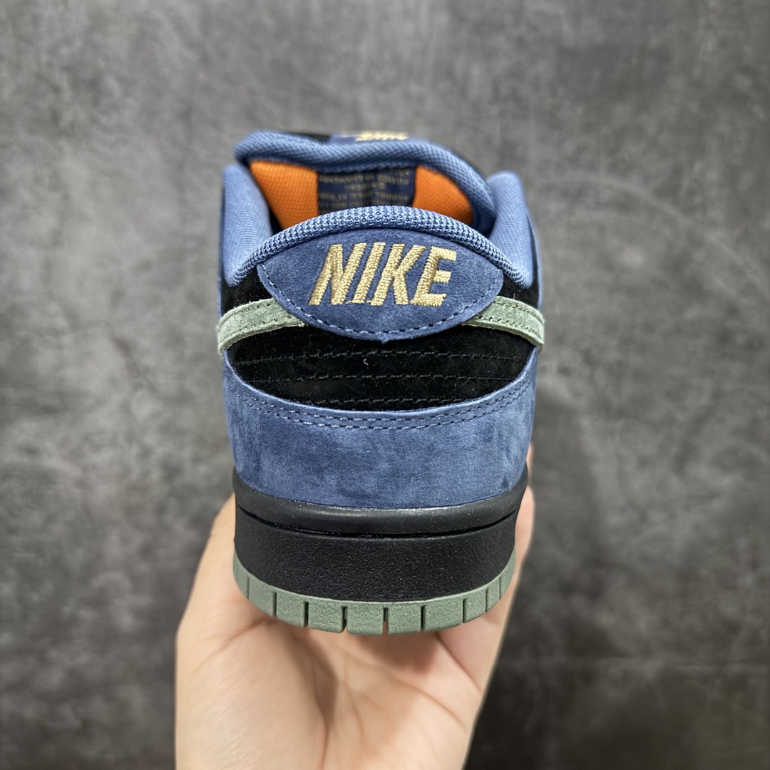 图片[4]-【公司级】Nike SB Dunk Low 深蓝黑 HF3063-002 纯原大厂出品 极力推荐 原装头层材料 独家版型蒸餾加工 帶來的是更好的视觉和脚感体验 大厂纯原品质出货 清洁度 电绣工艺 皮料切割干净无任何毛边 细节完美 货号： HF3063-002 尺码：36 36.5 37.5 38 38.5 39 40 40.5 41 42 42.5 43 44 44.5 45-选品中心