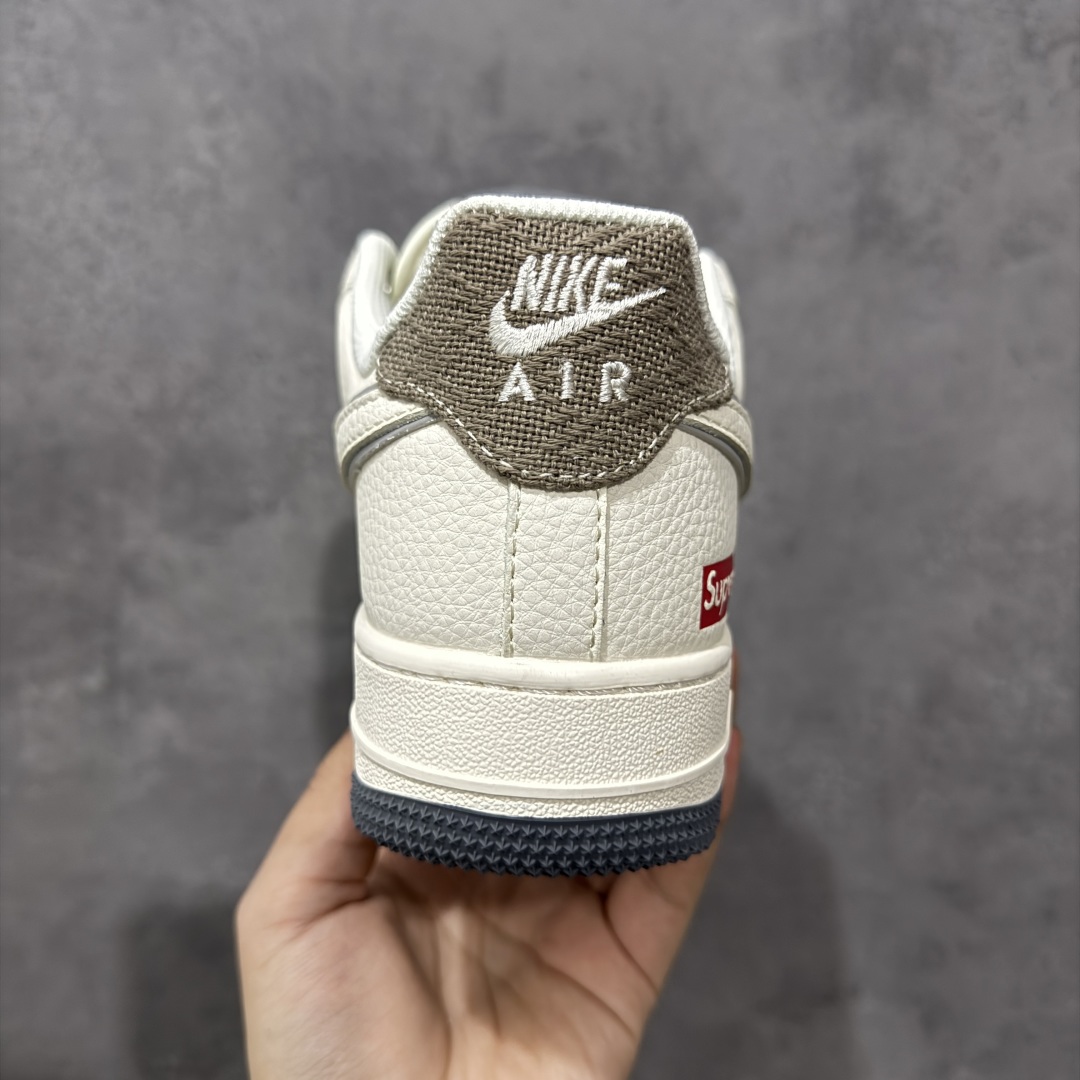 Nike Air Force 1'07 Low Supreme联名 米灰帆布 空军一号低帮休闲板鞋 XX